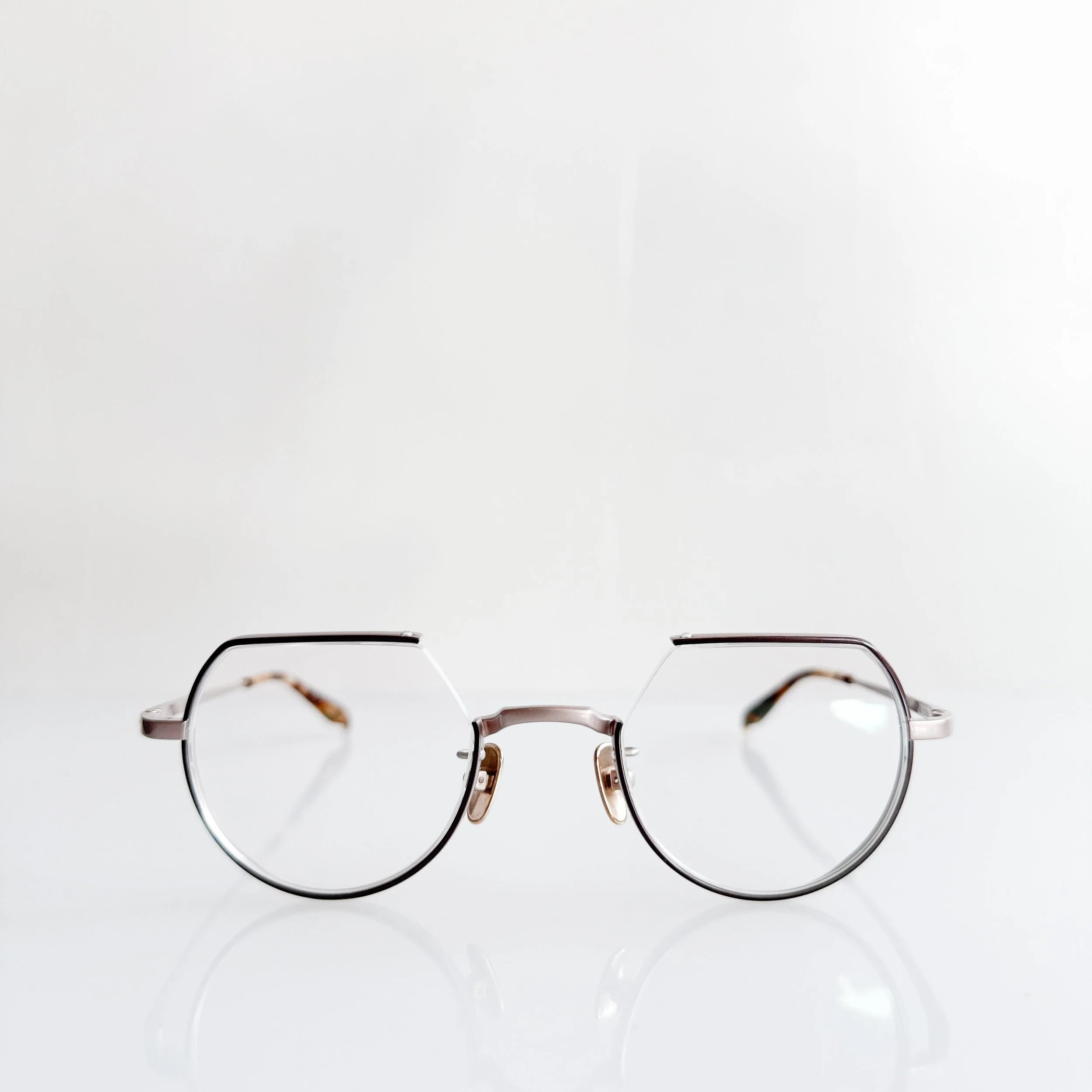 yoshinori-aoyama-ya-022-col-2-brown-beige-matte-gold-glasses.jpg