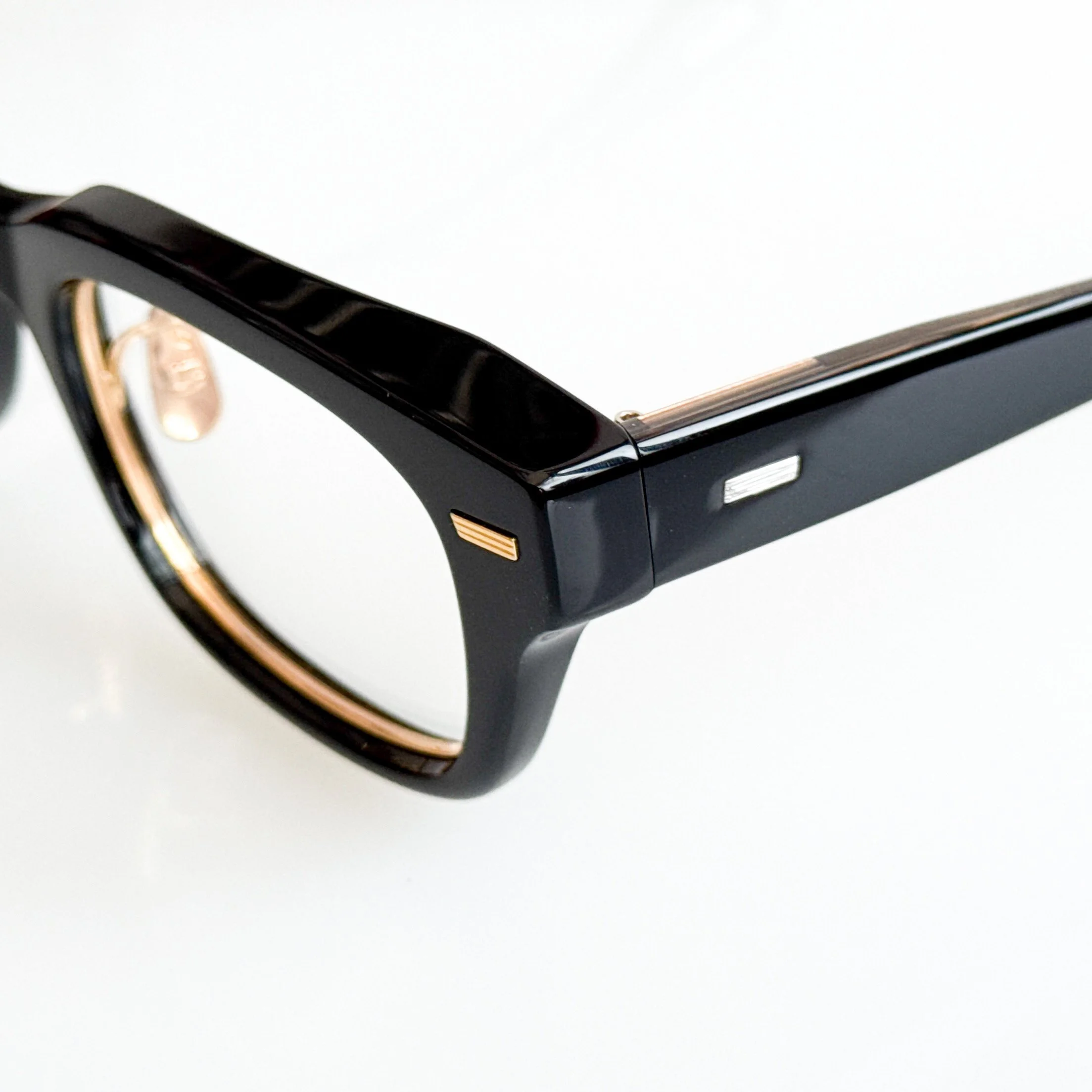 yuichi-toyama-5-williamsburg-col-1-black-gold-beacon-diablo-6.jpg