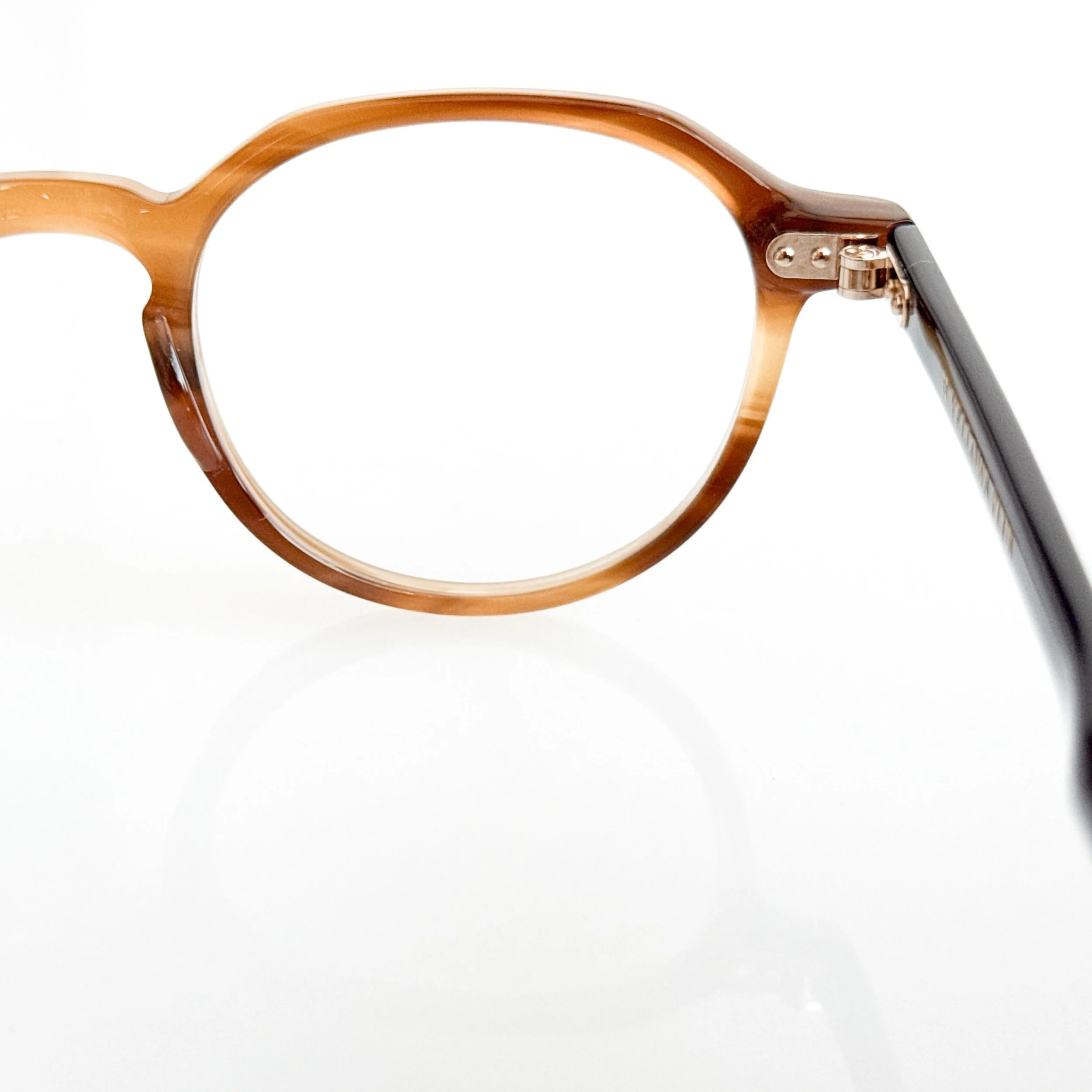 yellows-plus-nadia-c245-brown-sasa-navy-interesting-glasses-5.jpg