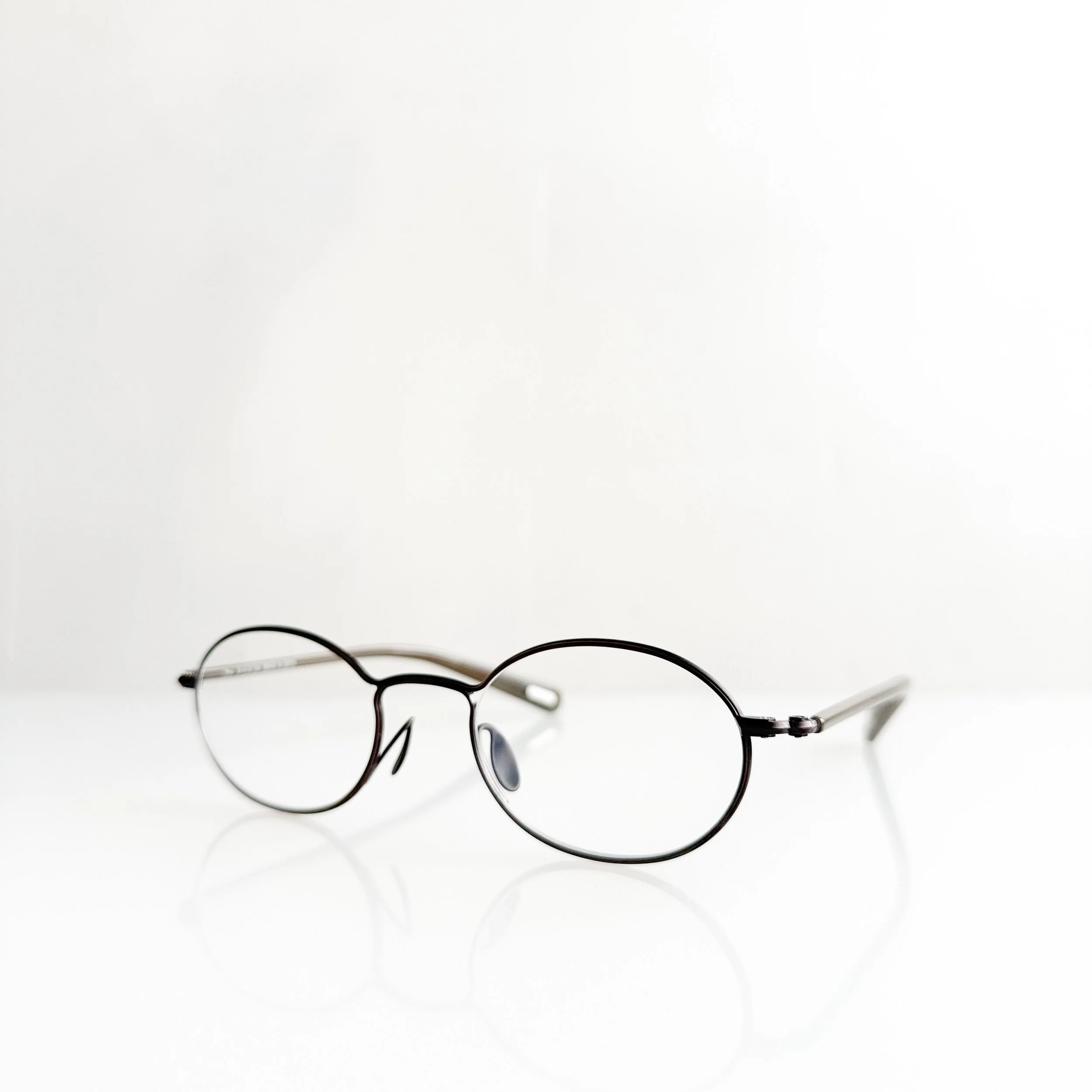 yuichi-toyama-nagy-u-176-col-4-brown-oval-shaped-glasses-2.jpg