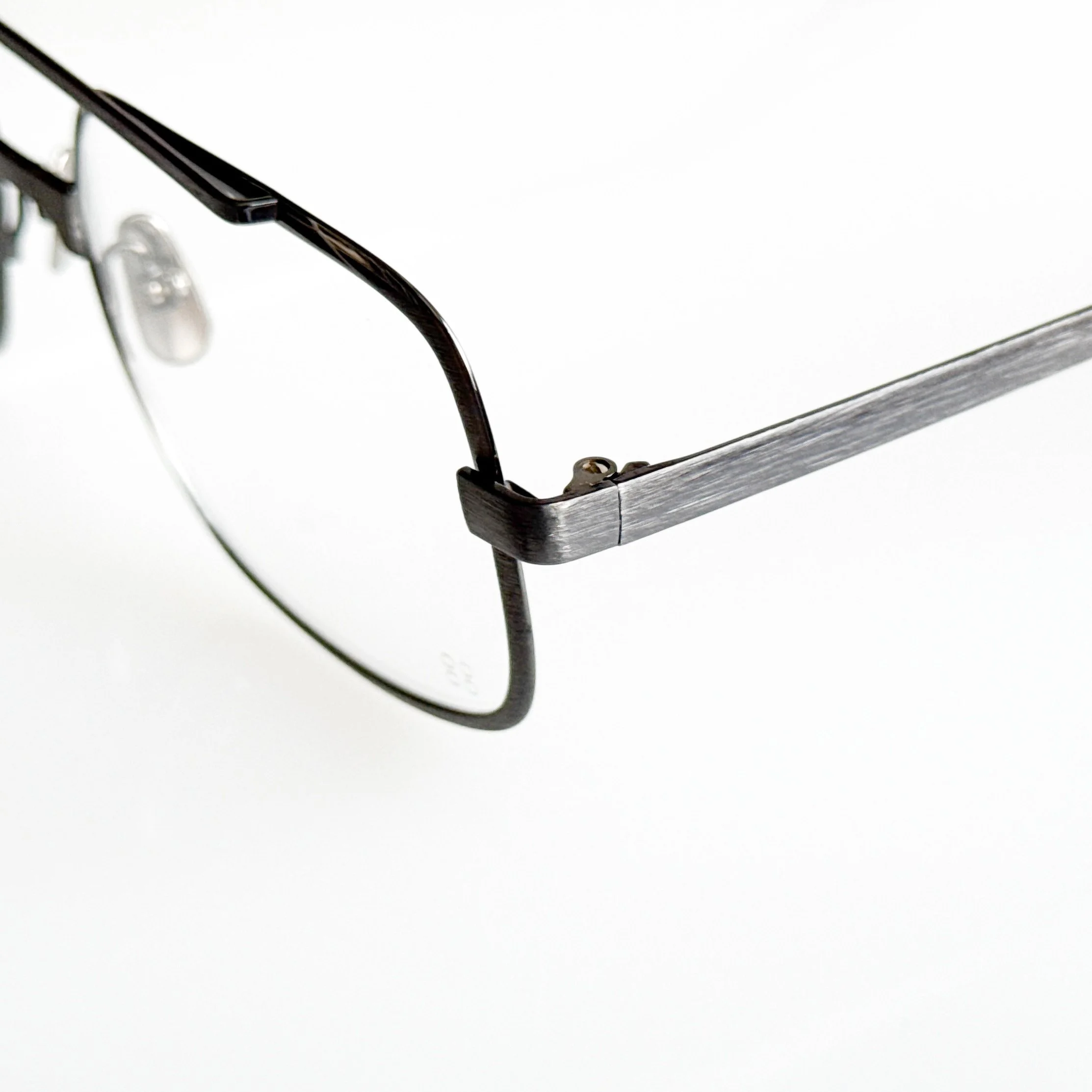 yellows-plus-blaire-c-10-gunmetal-grey-pilot-aviator-glasses-4.jpg