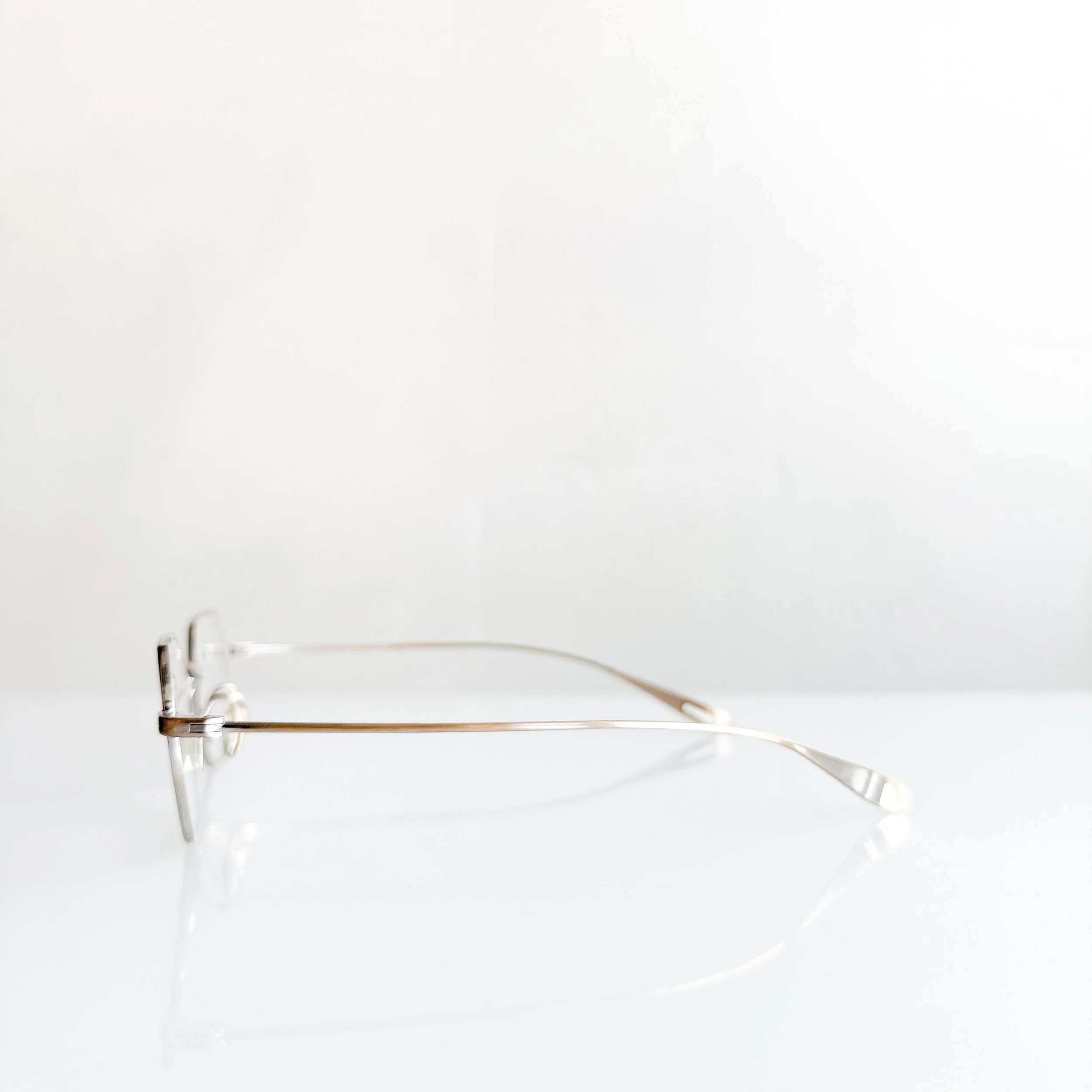 yuichi-toyama-glasses-nathan-u-180-col-3-omomuki-chicago-3.jpg