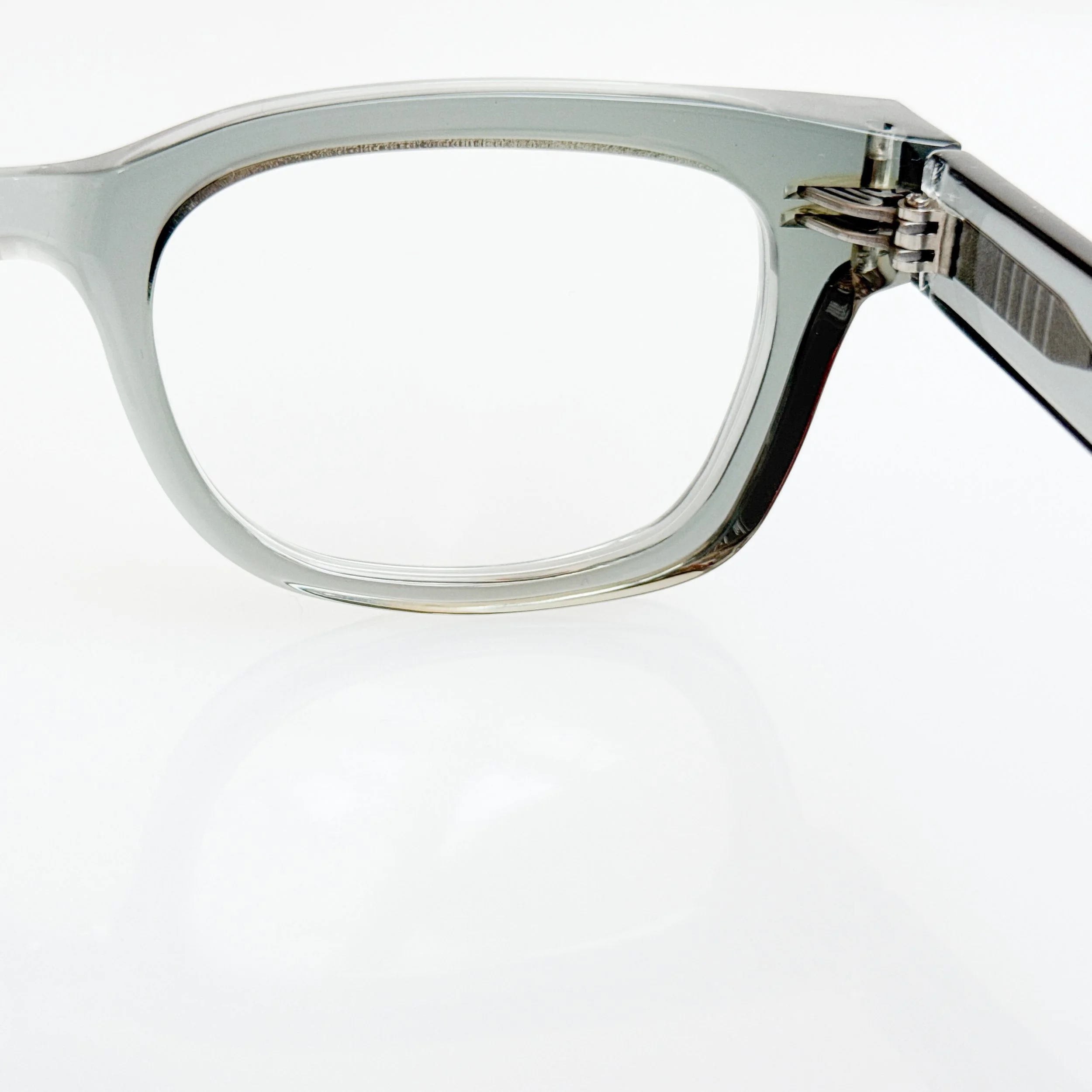 factory900-retro-rf-150-col-493-clear-blue-grey-online-shop-6.jpg