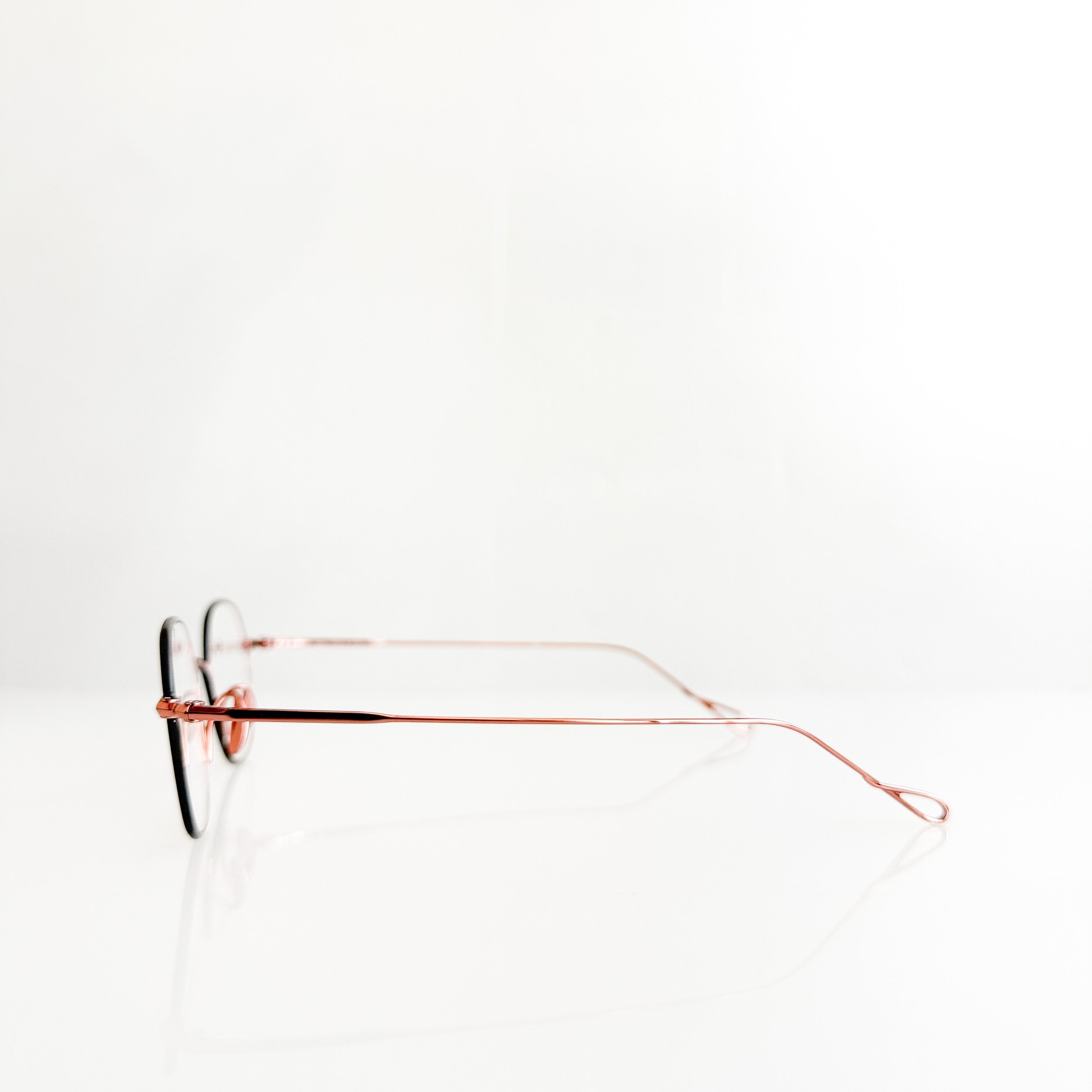 yuichi-toyama-price-albers-u-156-col-02-copper-brown-glasses-3.jpg