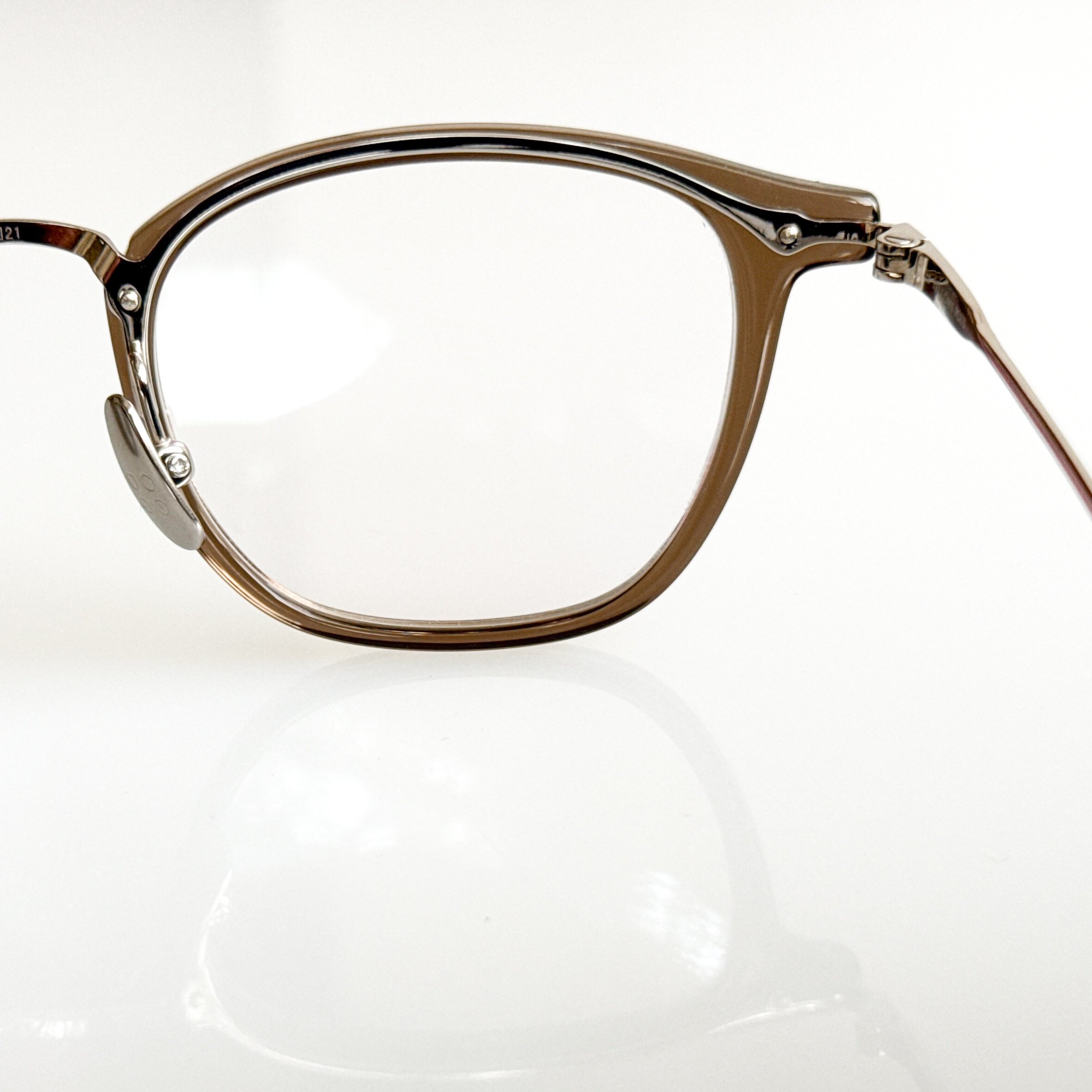 yellows-plus-marcus-c534-burnt-umber-independent-eyewear-5.jpg