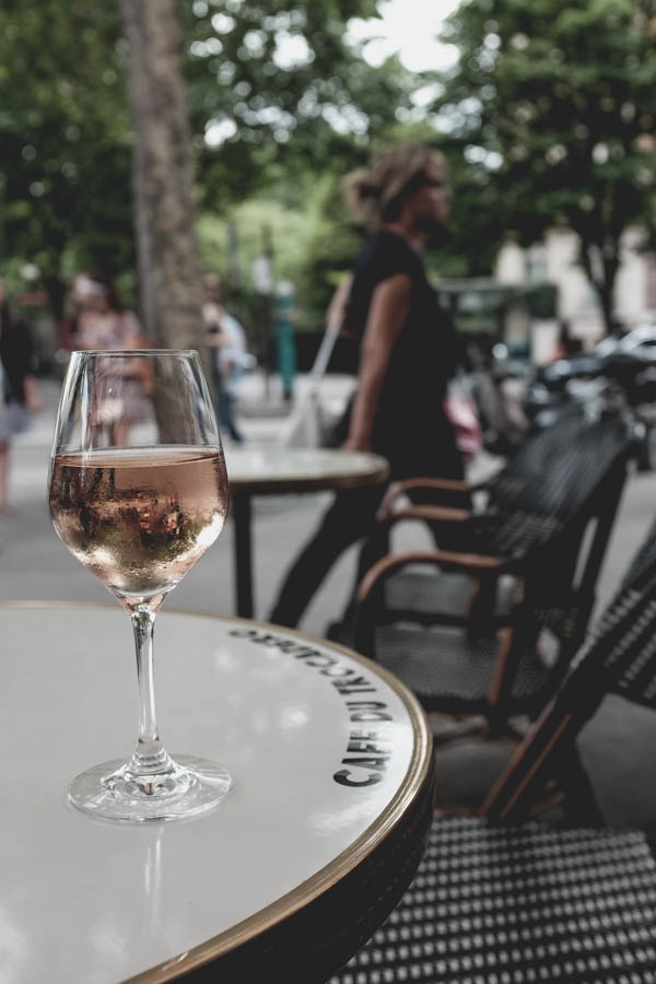 Café du Trocadéro. Rosé