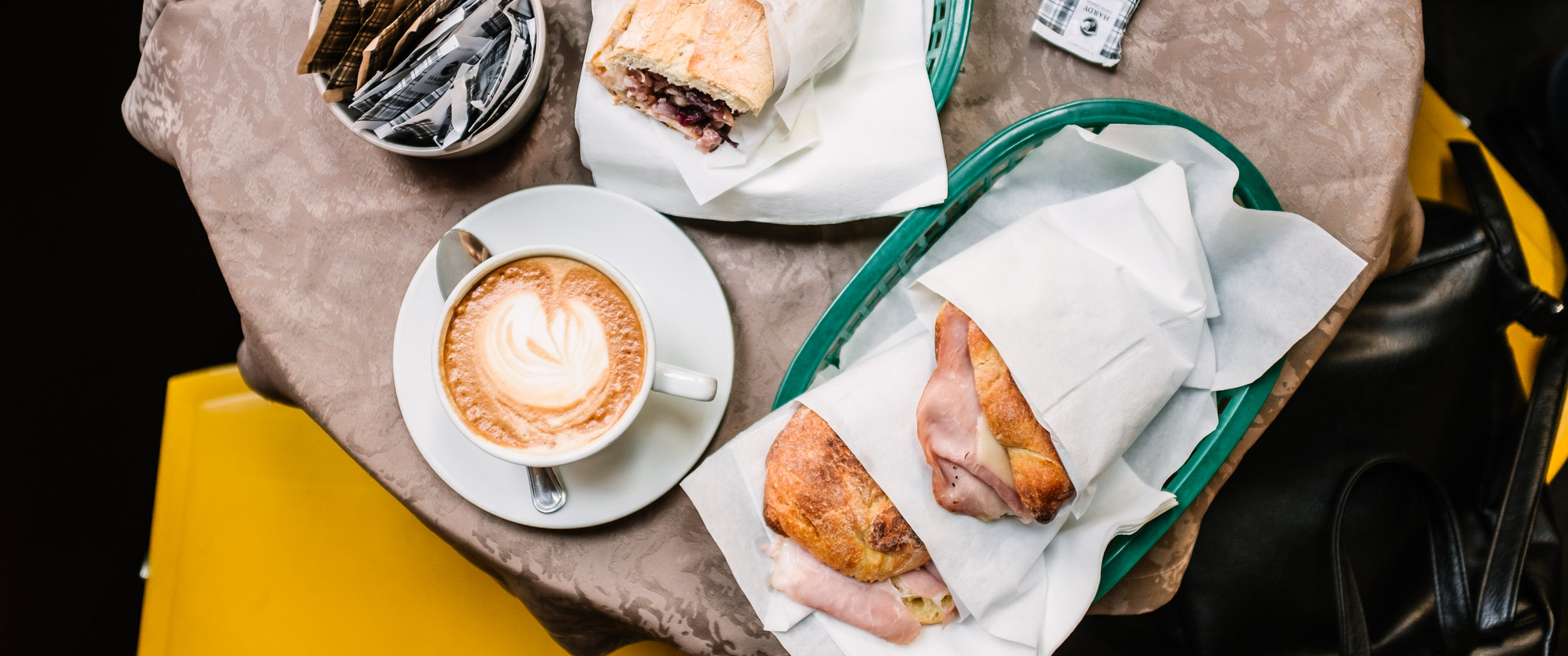 Bar G. B. Skaniausi sumuštiniai kokius tik esu valgius. Bar G. B. Best ever paninis.