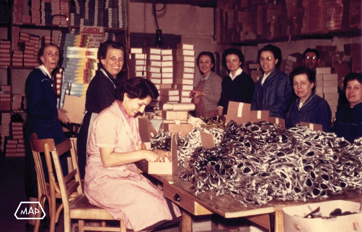 Max Pittion factory workers.