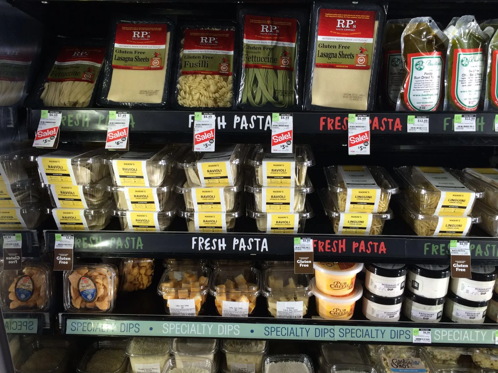 Mano mėgstamiausia lentyna. Šviežūs(!) makaronai, Ravioli ir lazanijos lakštai be gliuteno :)