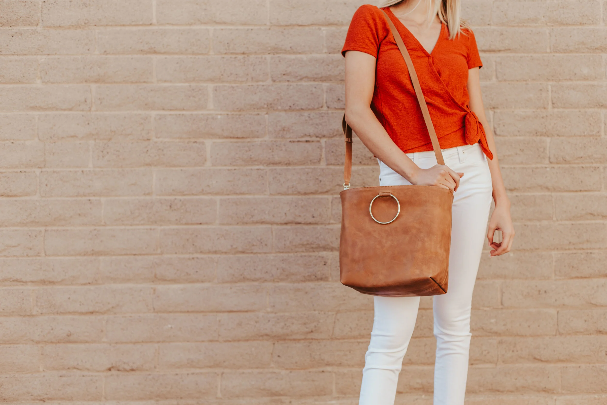 AUDRE TOTE IN VINTAGE CAMEL