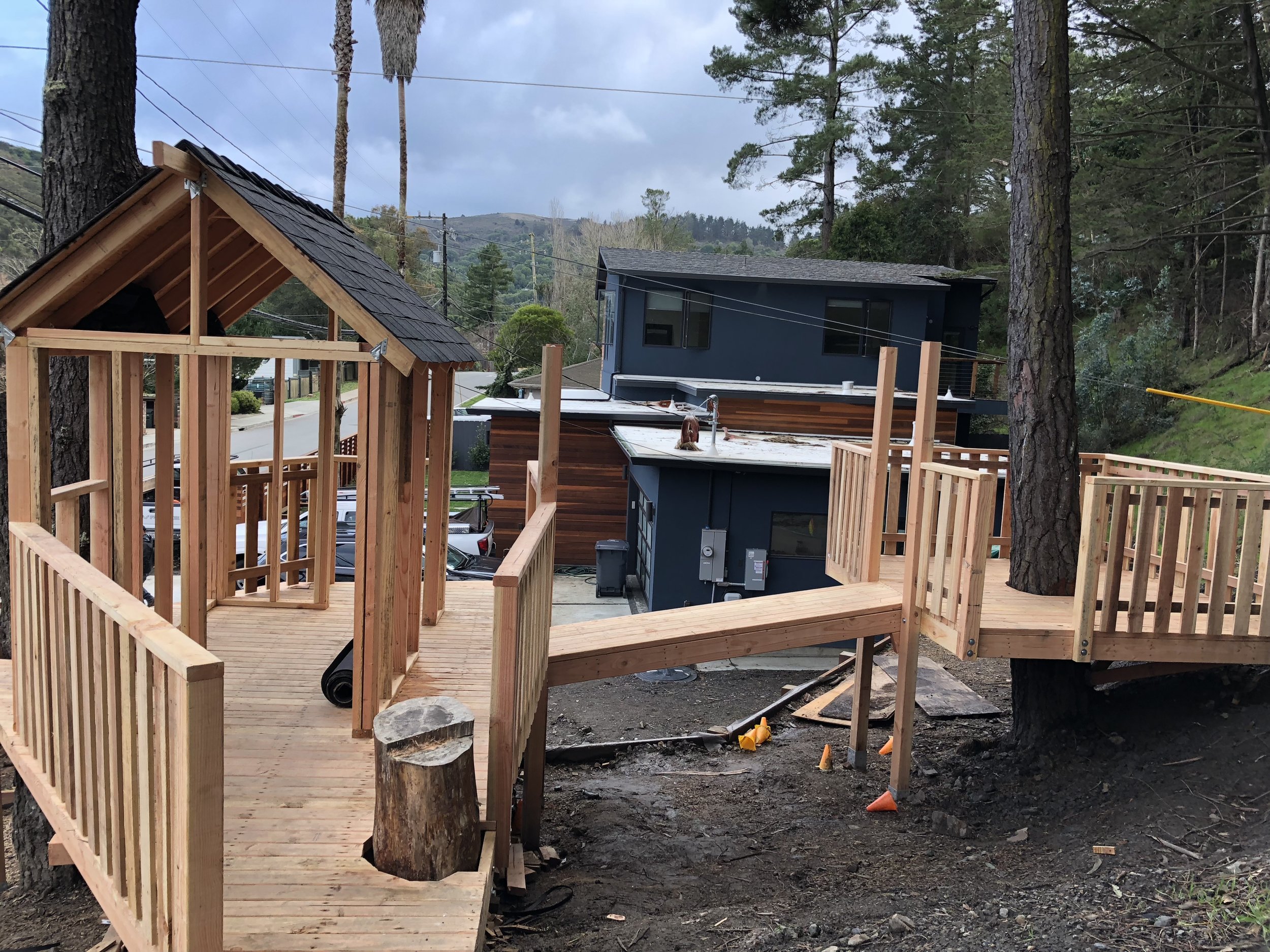 Treehouse in Marin, Mill Valley, Francisco's Gardening and Maintenance - 14 framing and railing.jpeg