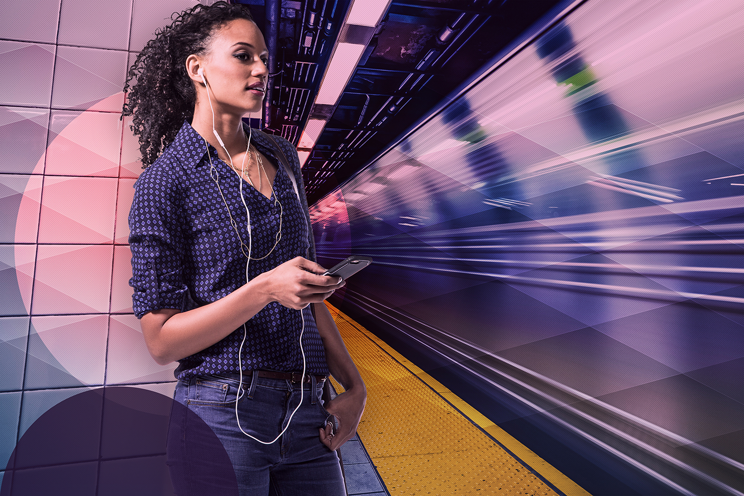 Fashion next to train B.jpg
