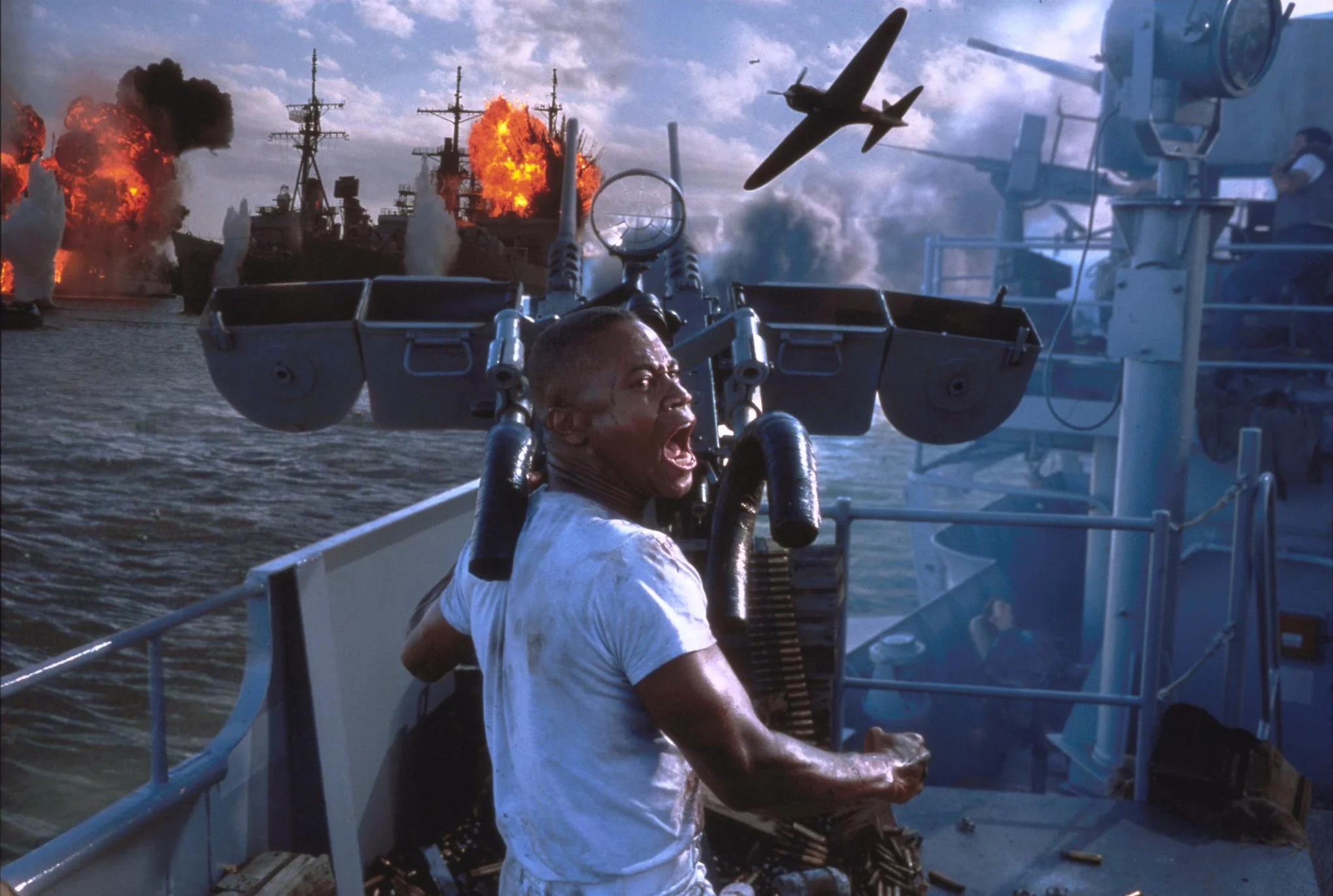 still-of-cuba-gooding-jr.-in-pearl-harbor-(2001)-large-picture.jpg