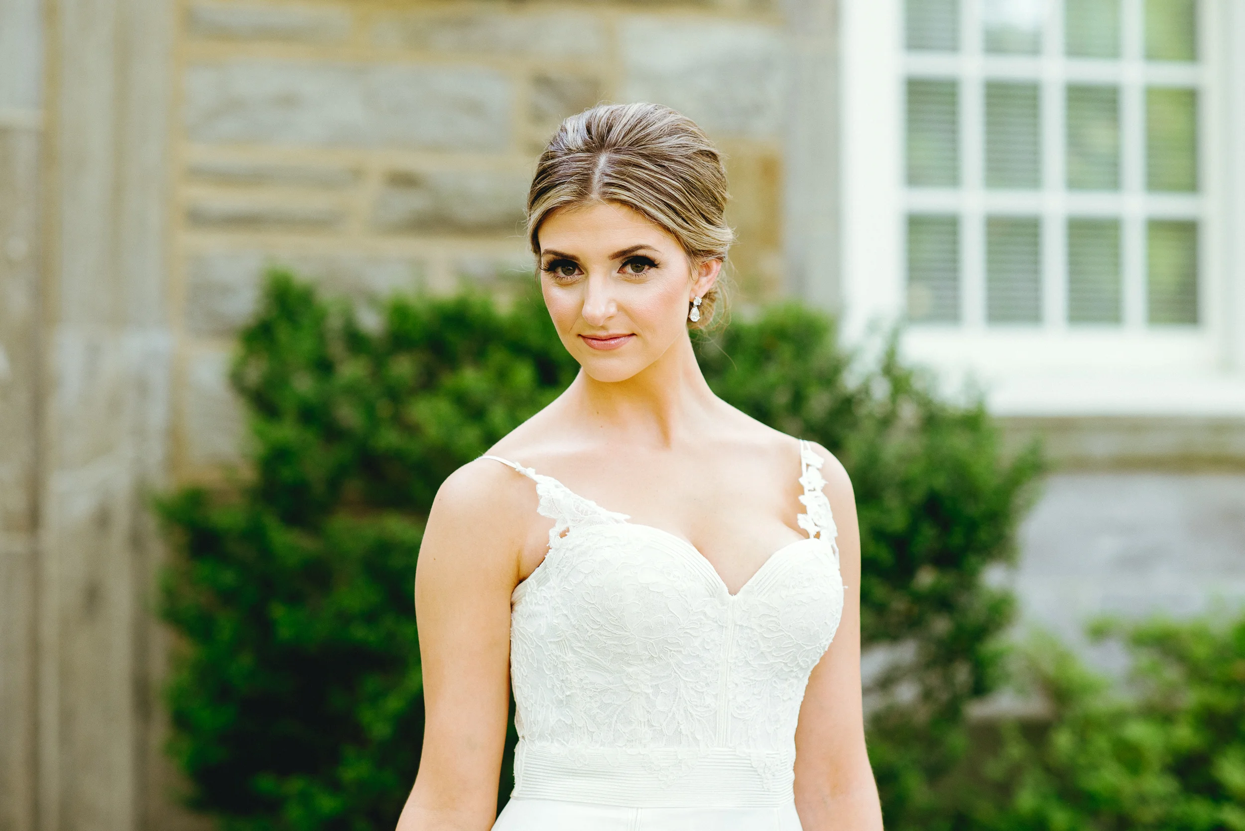 Philadelphia-PA-wedding-Photographer-the-ballroom-at-ellis-preserve-Malvern-prep-peaberry-photography-43.jpg