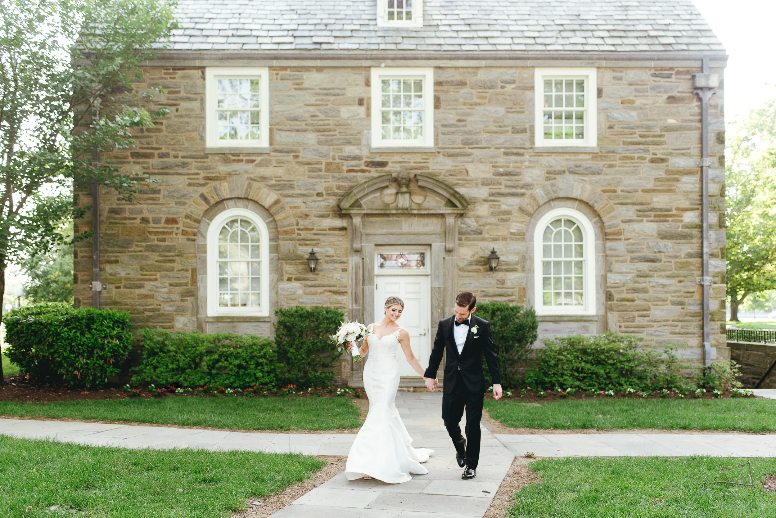 Philadelphia-PA-wedding-Photographer-the-ballroom-at-ellis-preserve-Malvern-prep-peaberry-photography-45.jpg