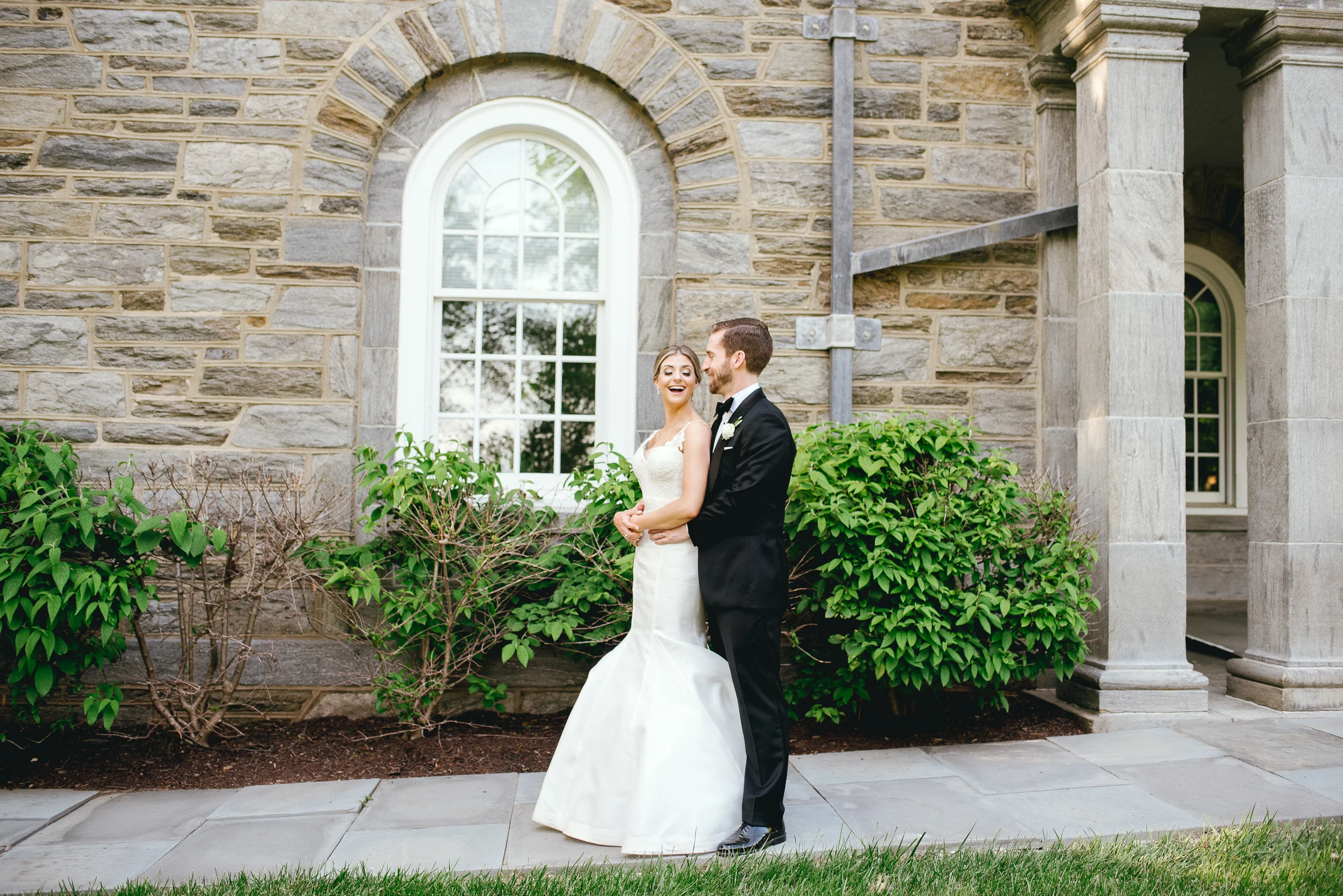 Philadelphia-PA-wedding-Photographer-the-ballroom-at-ellis-preserve-Malvern-prep-peaberry-photography-56.jpg