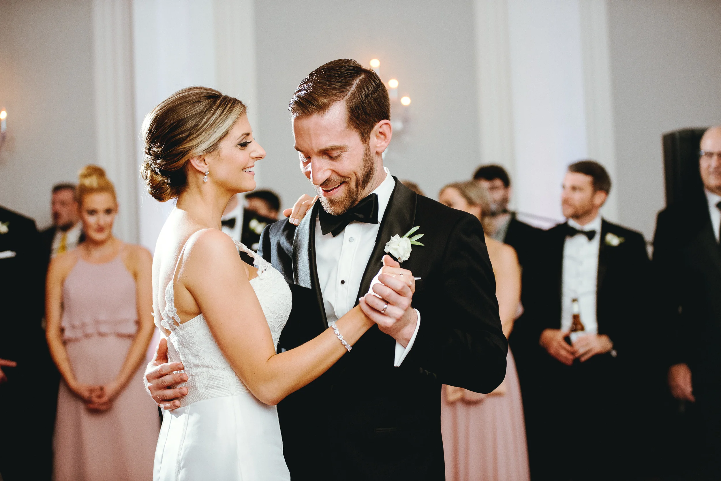 Philadelphia-PA-wedding-Photographer-the-ballroom-at-ellis-preserve-Malvern-prep-peaberry-photography-73.jpg