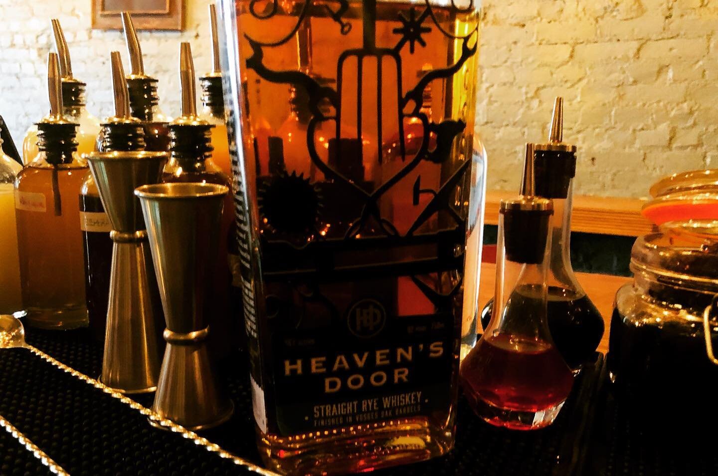 Knock, knock, knockin #heavensdoorwhiskey #rye #whiskey #whisky #bar #nyc #uws #columbia  #morningsideheights #bourbon #scotch #beer #wine #cocktails