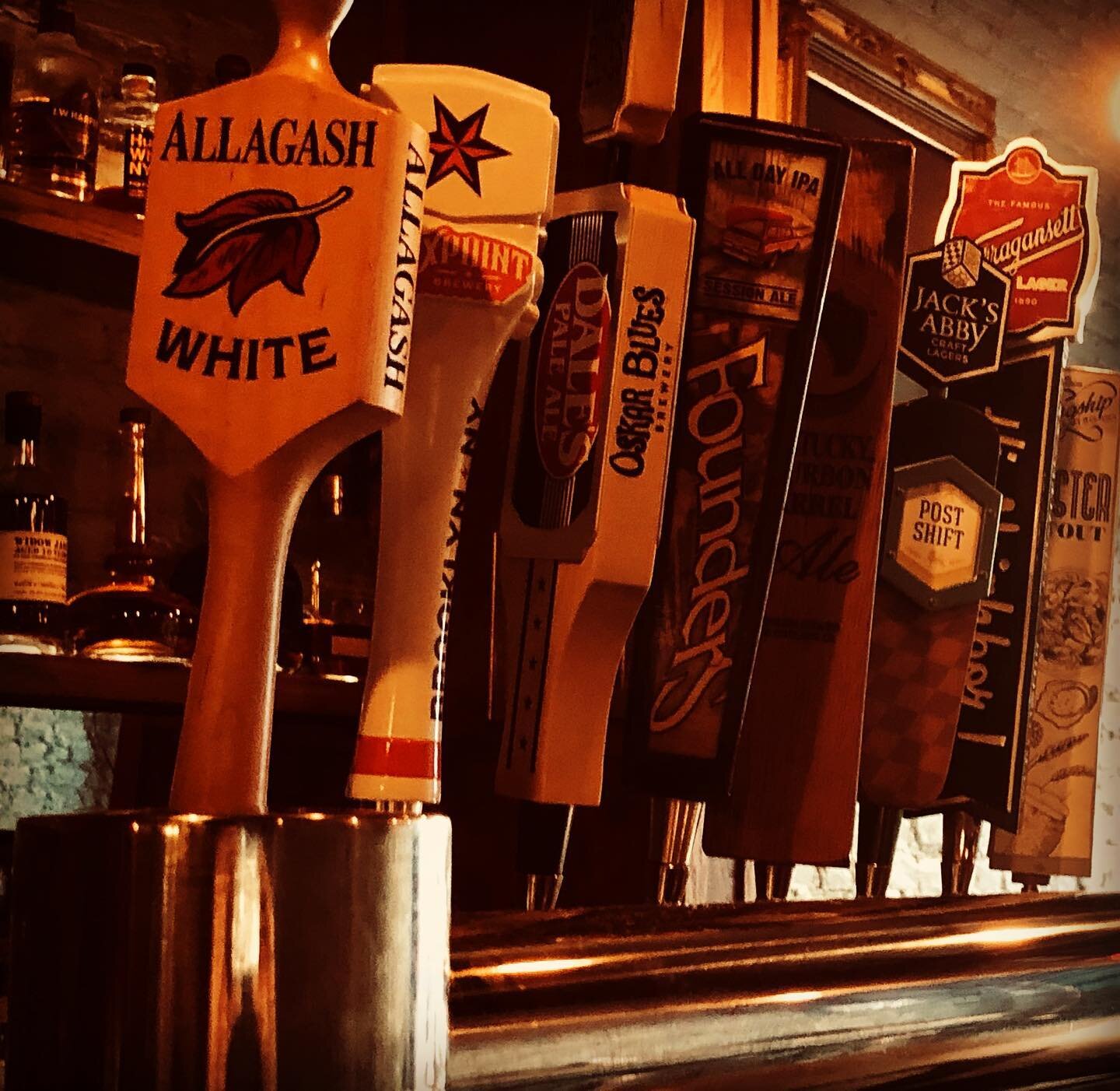 8 tasty beers on tap. Get a $5 Narragansett Lager or a $6 Founders All Day during happy hour ( 4pm-7pm everyday ). #beer #tapbeer #happyhour #whiskey #whisky #bar #nyc #uws #morningsideheights #columbia