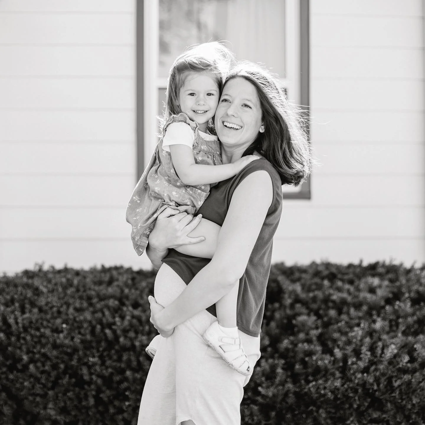 My greatest gifts. Hilarious, challenging, loving, crazy Faye and this new little babe that will make me a momma twice over this October. So incredibly grateful they chose me. 💛💛 📷: @dana_dufek_photography