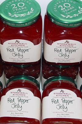 Stonewall Kitchen Red Pepper4  Jelly new use use (1).JPG