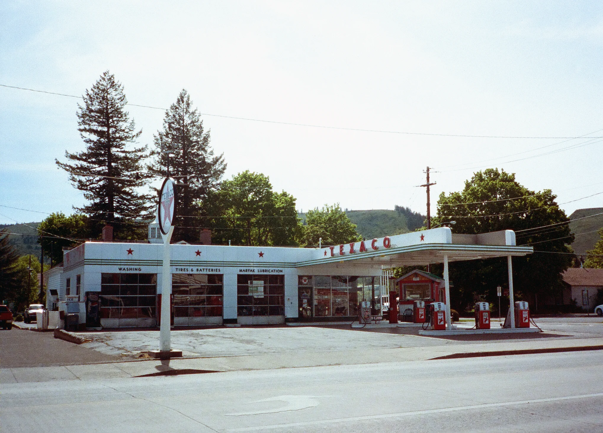 04850051-1.jpg