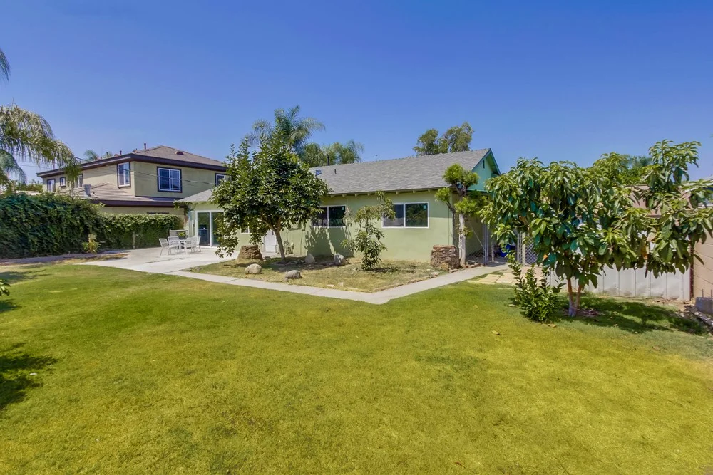 1524-s-broadmoor-ave-050_web.jpg