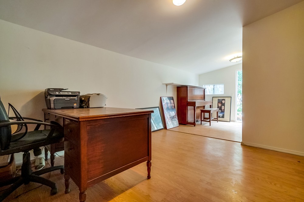 1212-s-spaulding-ave-066_web.jpg