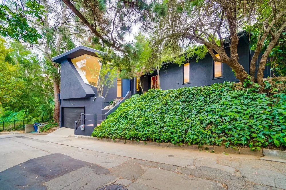 9044-hollywood-hills-rd-2-074_web.jpg