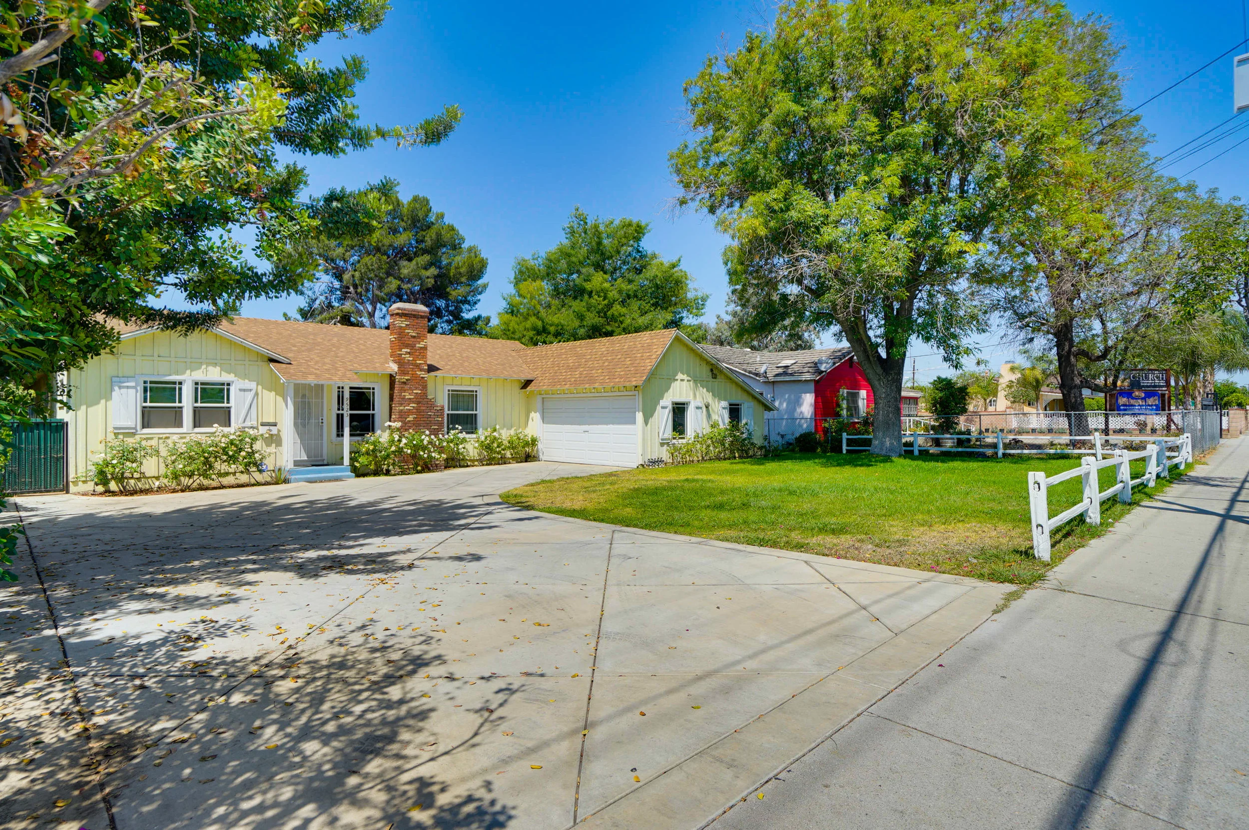 9523-arleta-ave-002.jpg