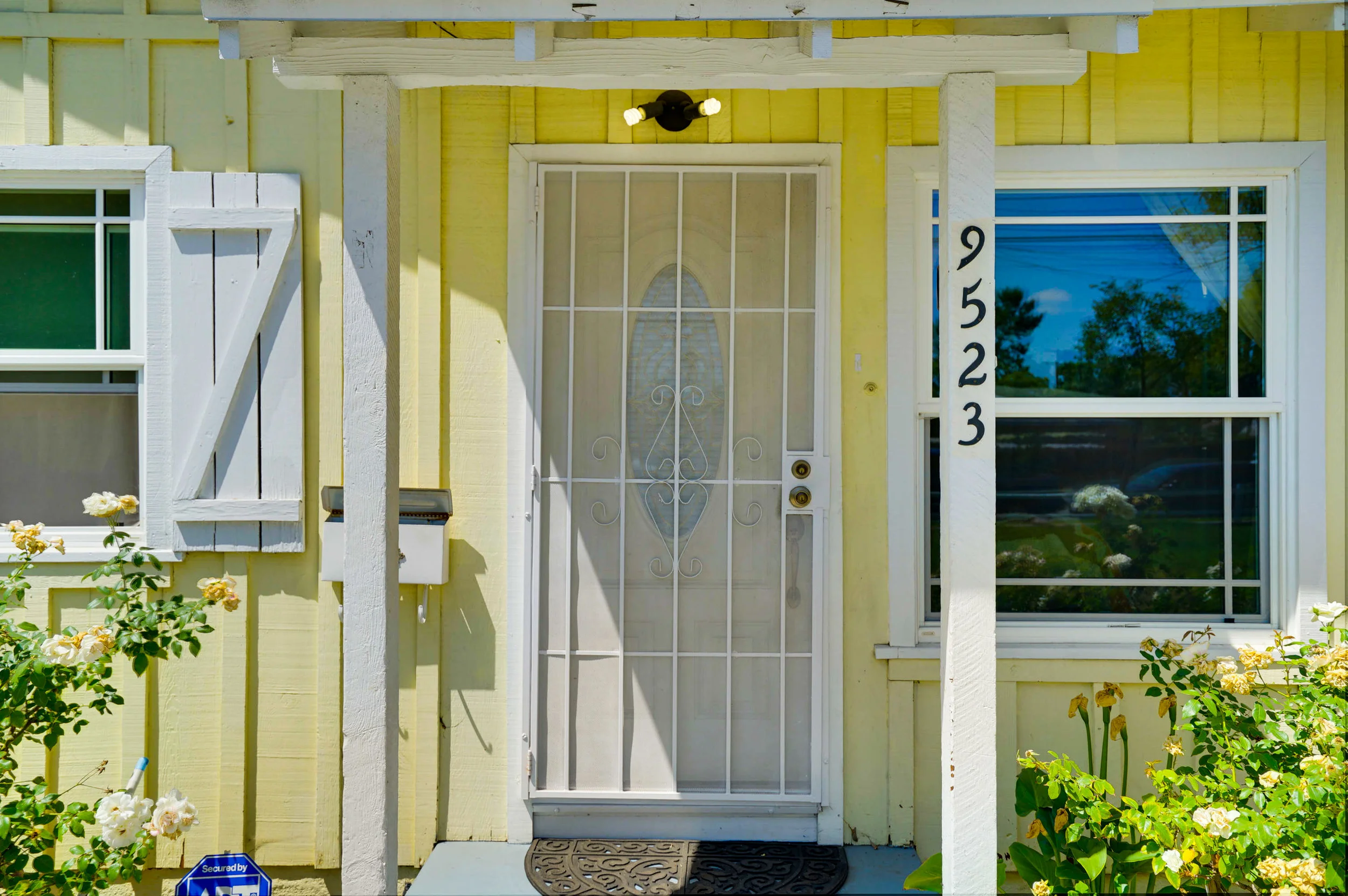 9523-arleta-ave-008.jpg
