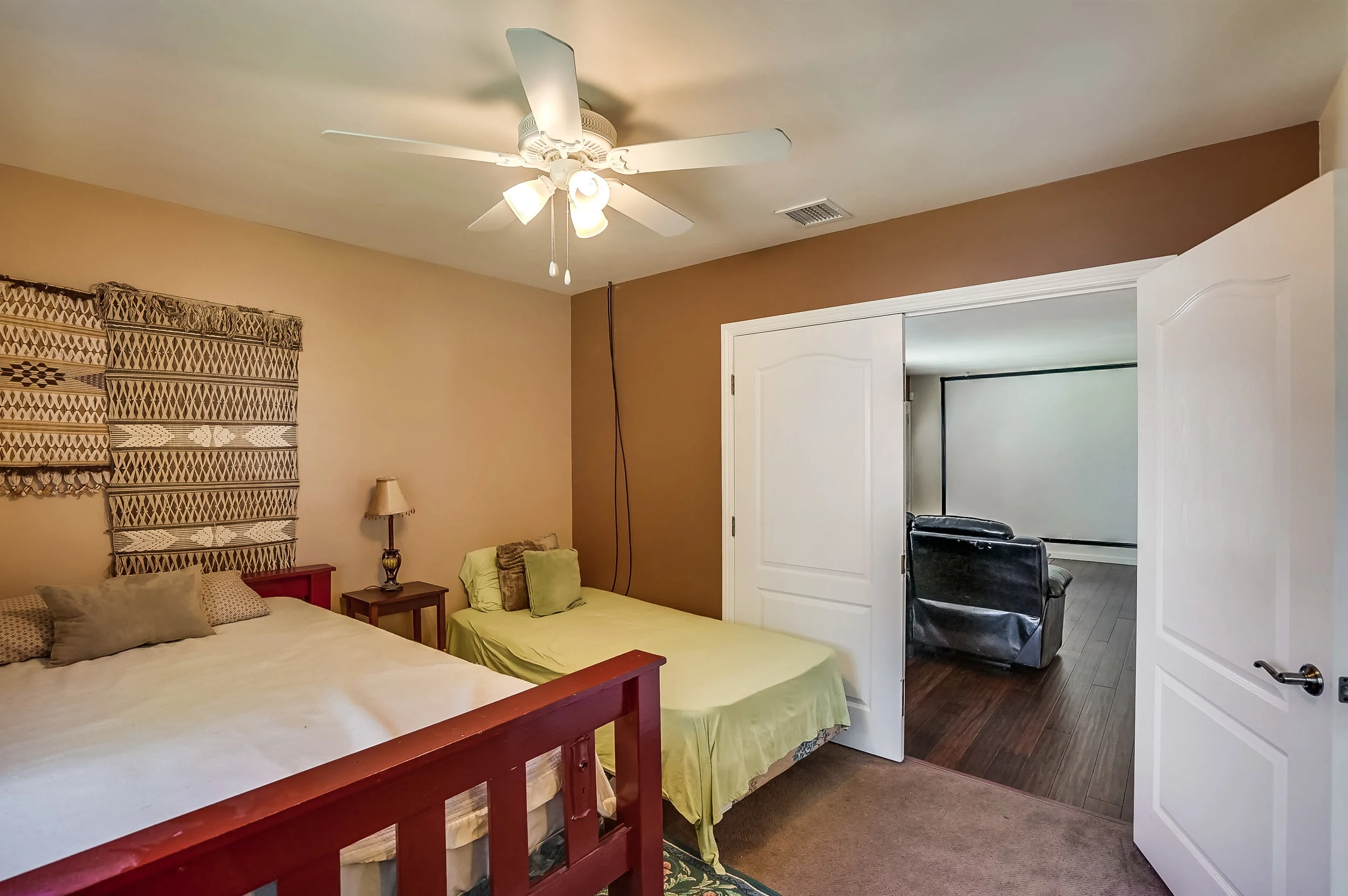 9523-arleta-ave-033.jpg