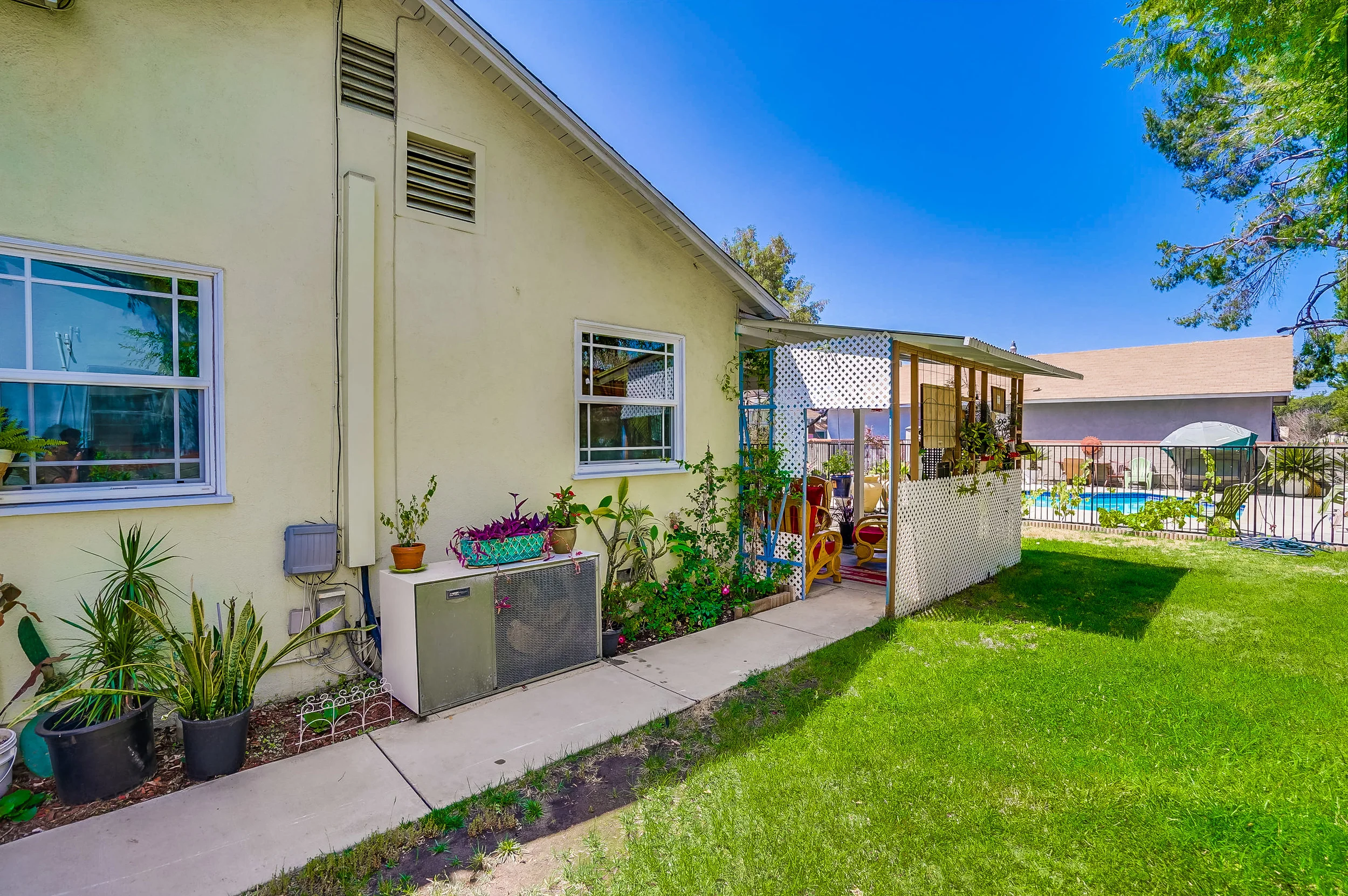 9523-arleta-ave-047.jpg