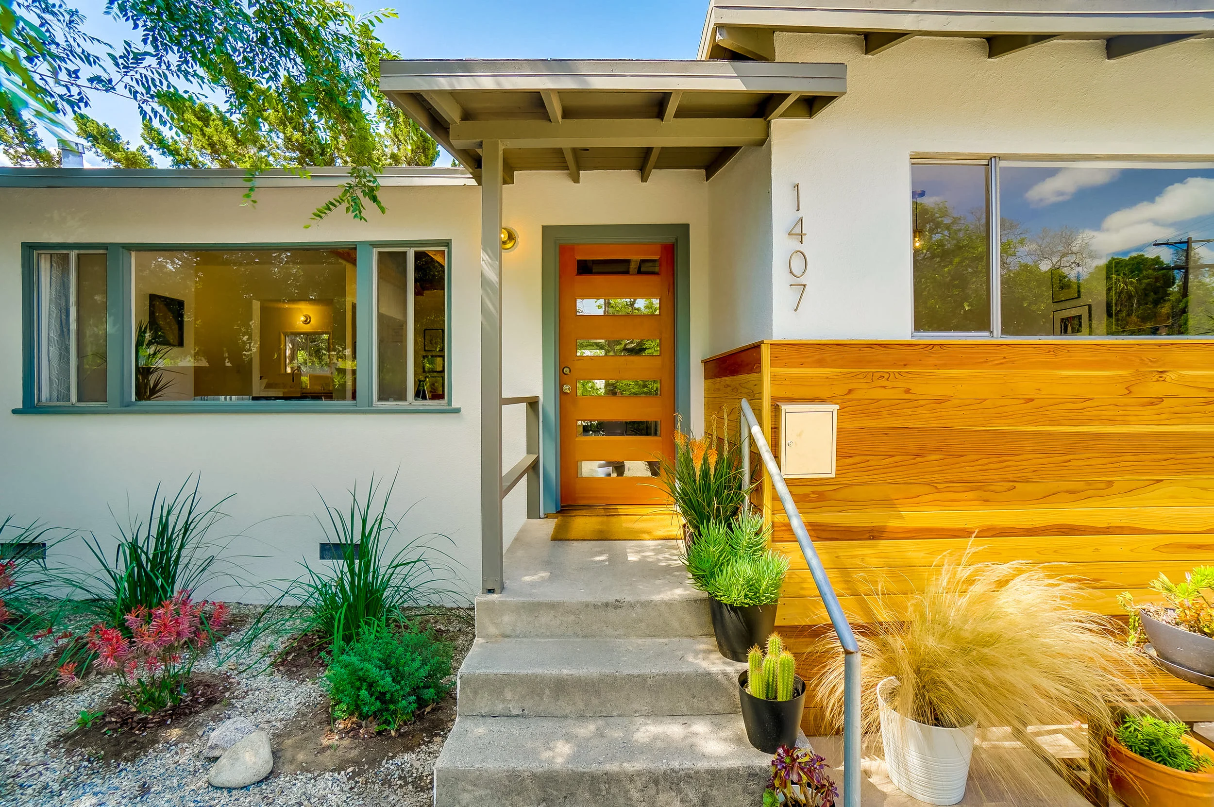 1407-eagle-vista-dr-008.jpg