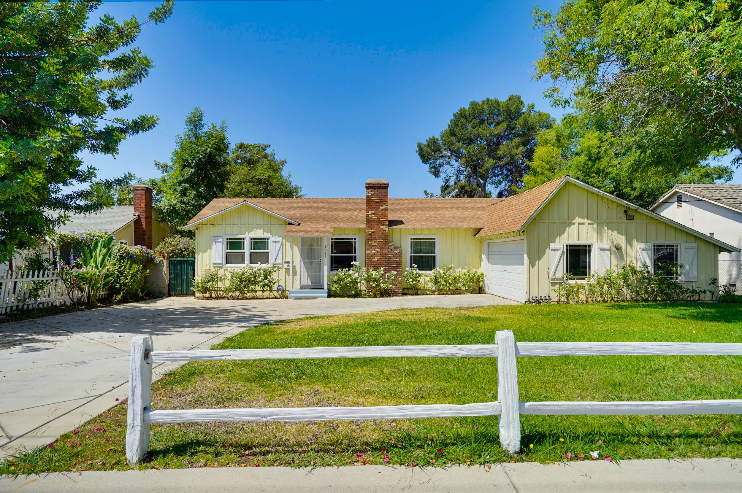 9523-arleta-ave-001.jpg