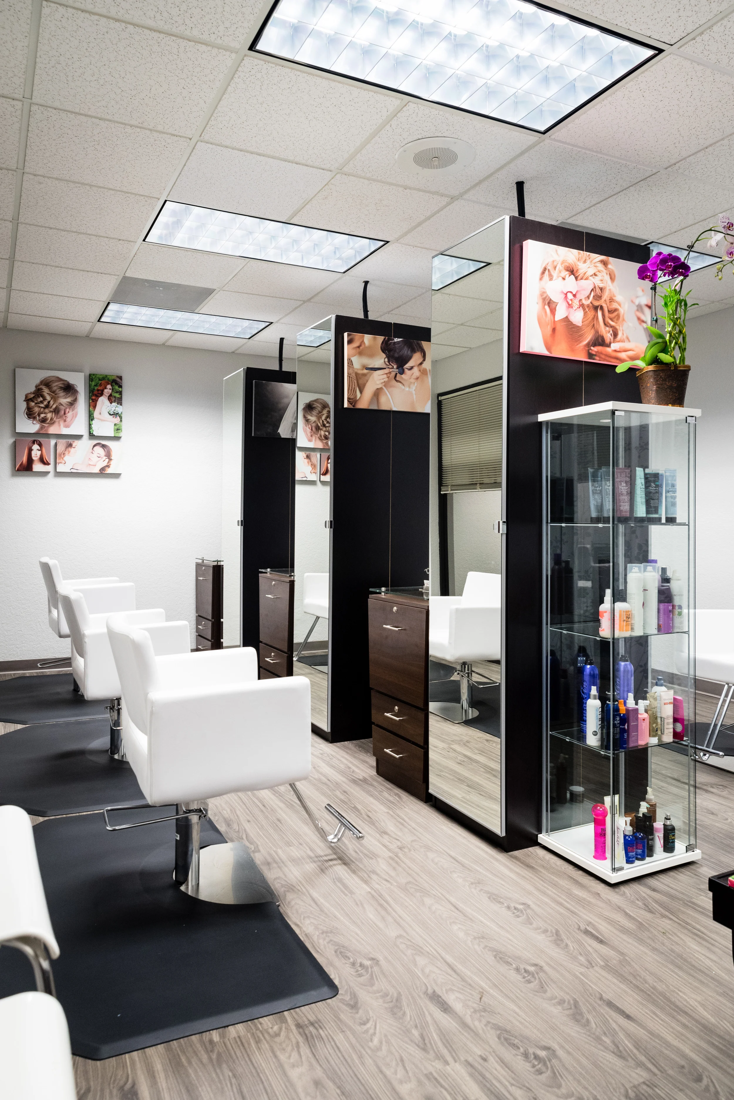 bridal salon.jpg
