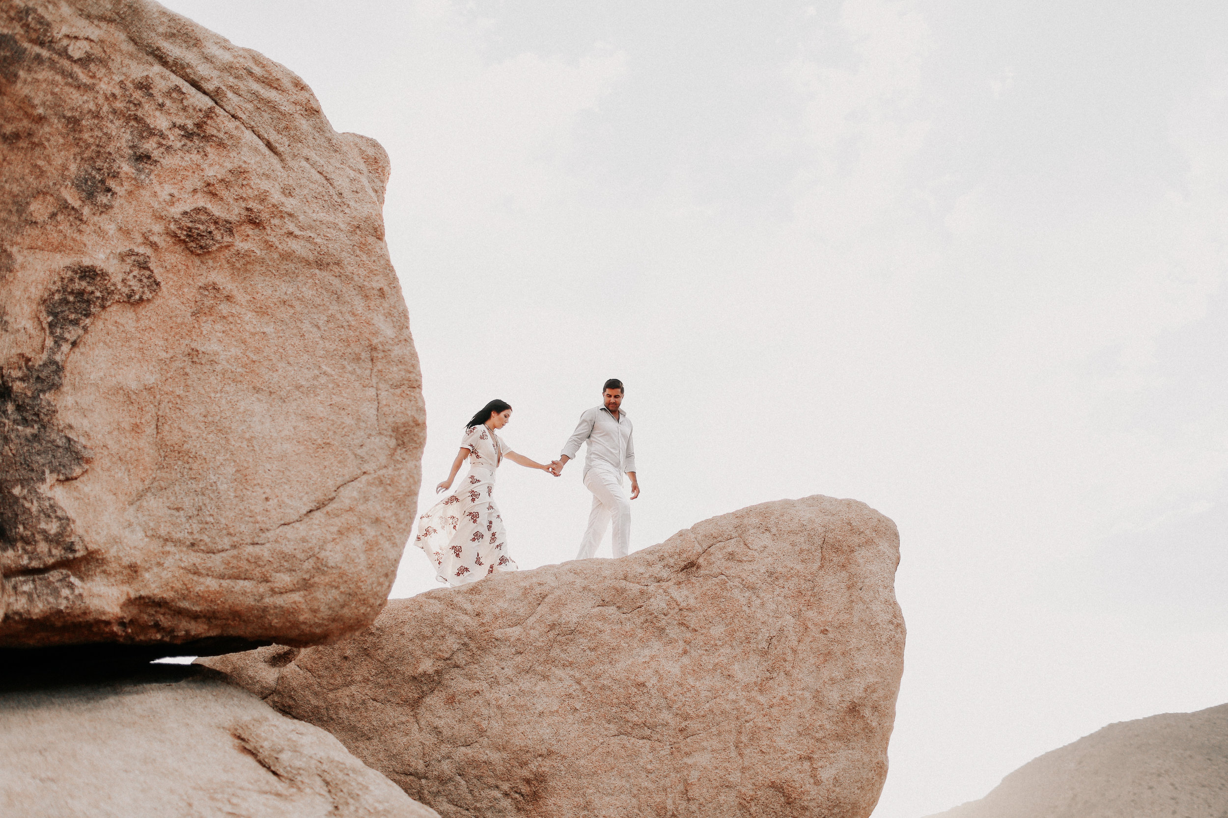 Desert_Engagement_MelissaMarshall_8.jpg