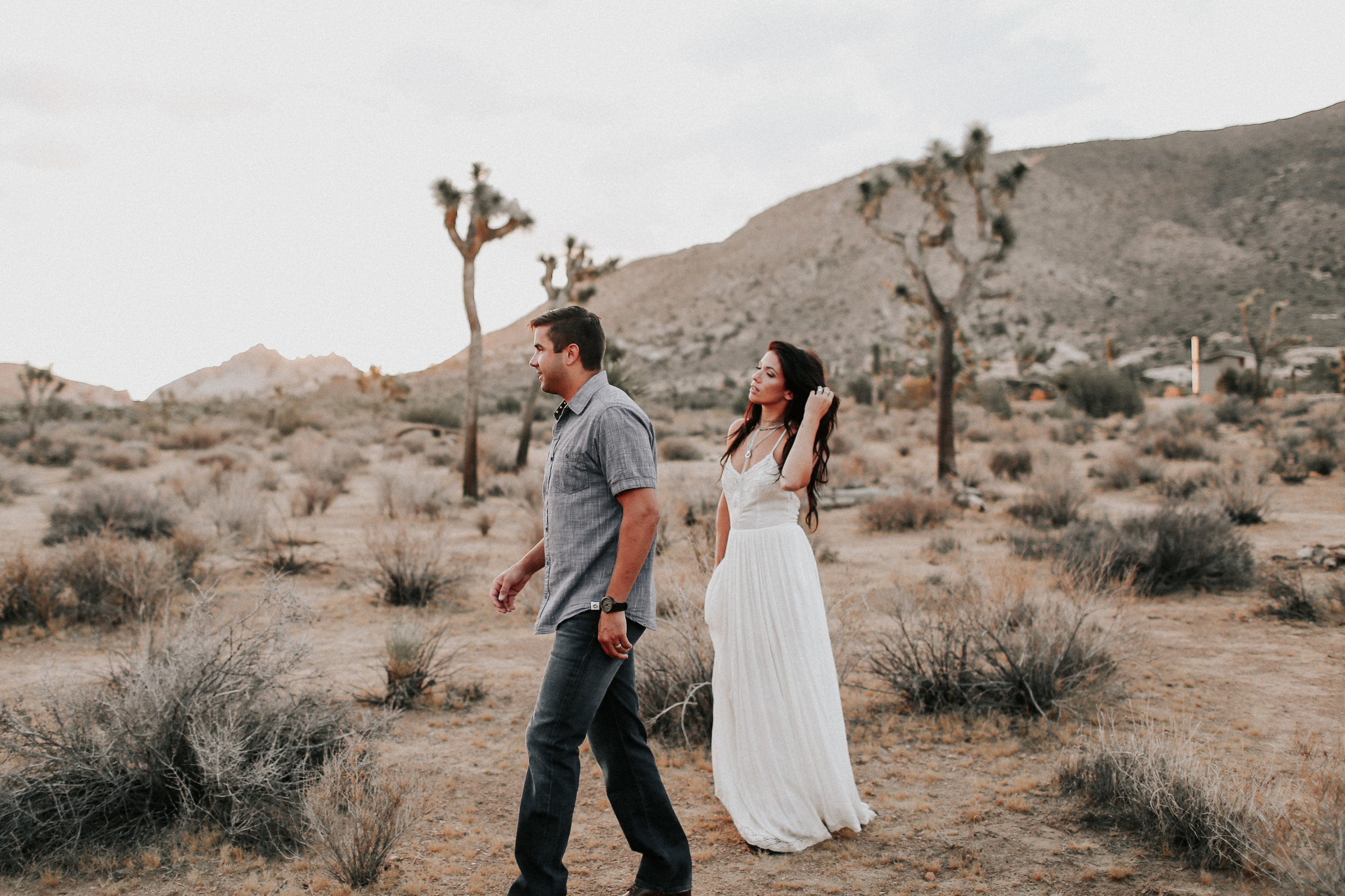 Desert_Engagement_MelissaMarshall_10.jpg