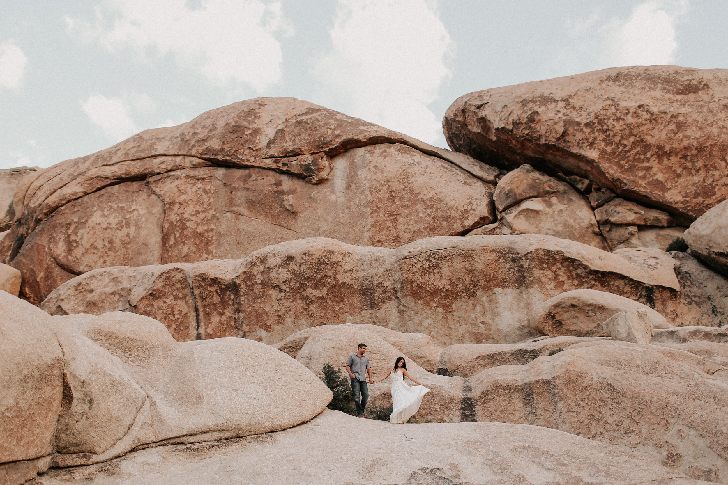 Desert_Engagement_MelissaMarshall_33.jpg