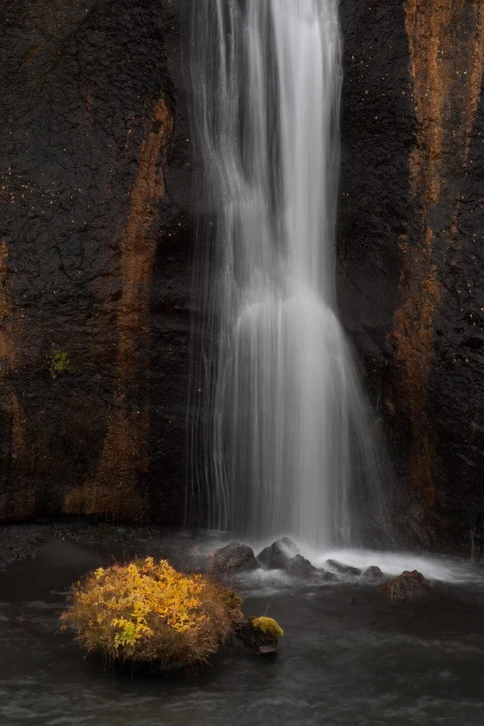 hraunfossar detail