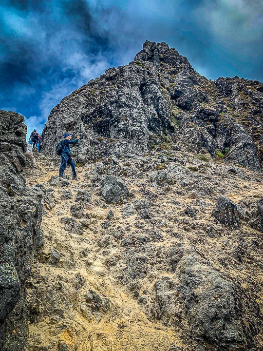 Ecuador Climbing and Hiking. Almost at the top of Rucu Pichincha