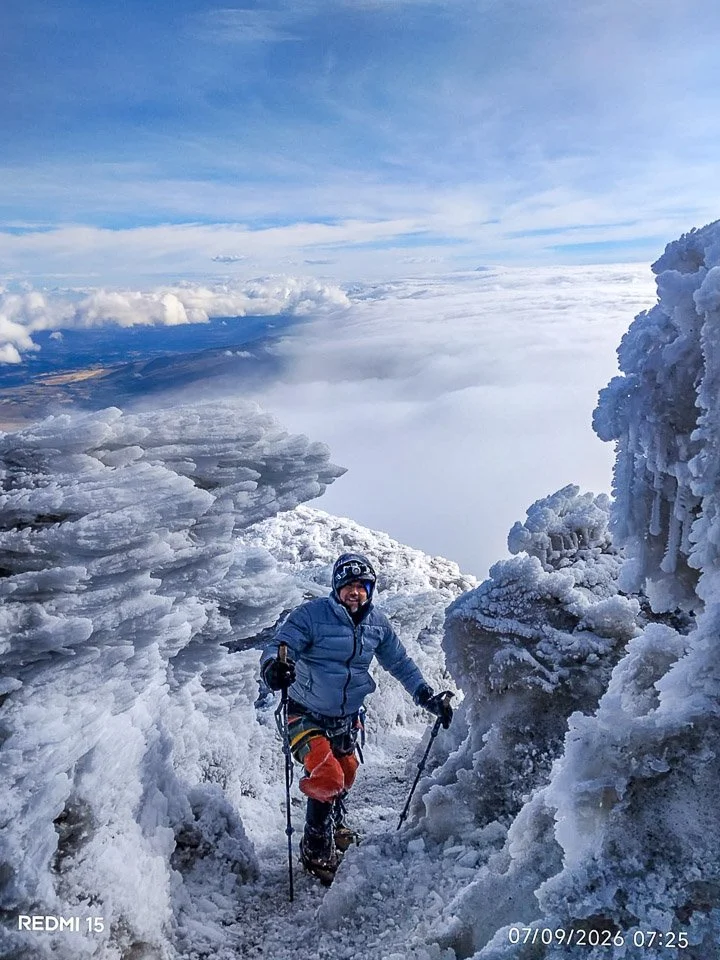Ecuador Climbing & Hiking, "Cotopaxi"