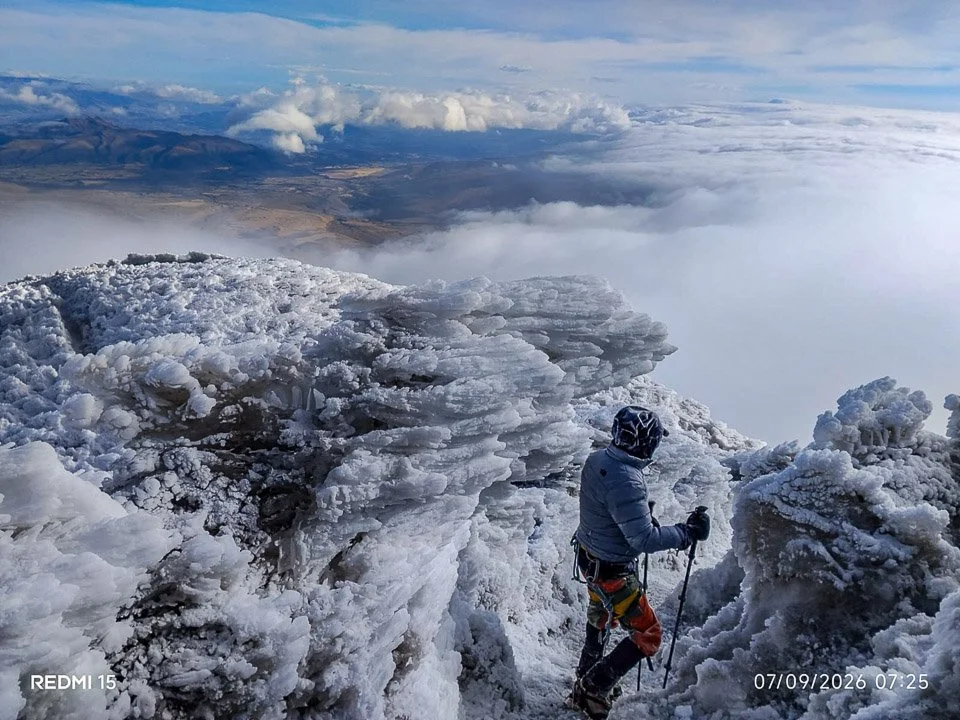 Ecuador Climbing & Hiking, "Cotopaxi"