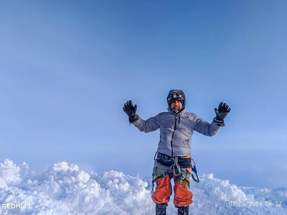 Ecuador Climbing & Hiking, "Cotopaxi"