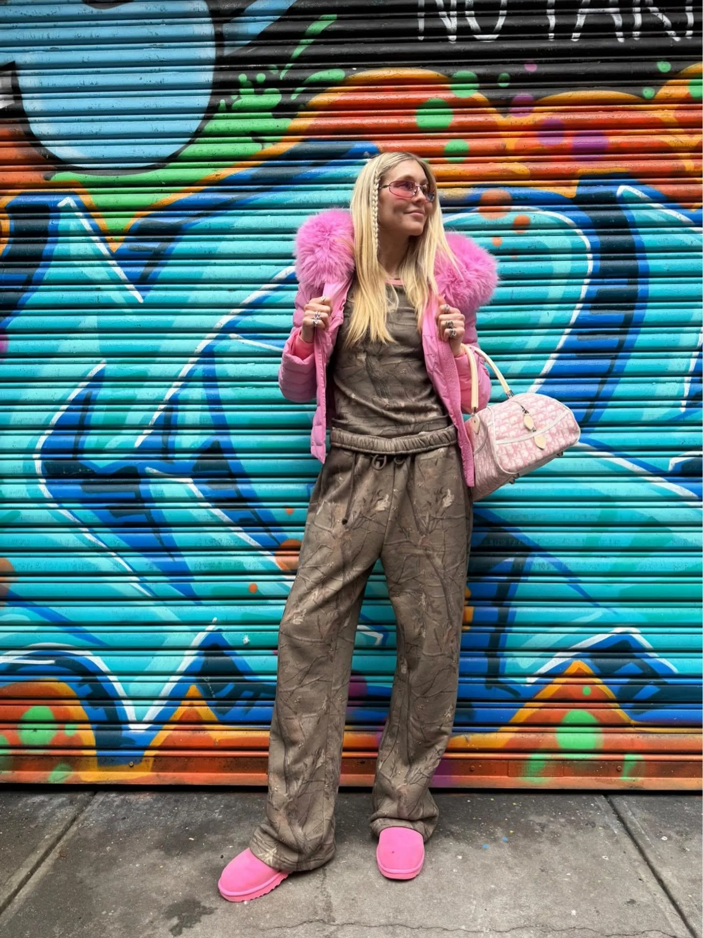 back on my weather ☀️ inappropriate sh*t.