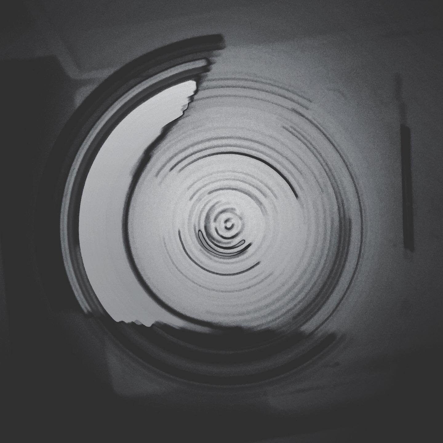 untitled

#lightandshadow #lightart #lightartist #lightpainting #lightsculpture #opticalart #newaesthetic
#abstract #abstractart #abstractphotography #abstractartist #electronicsocialart #the_abstract_collective #stayabstract #abstraction #compositio