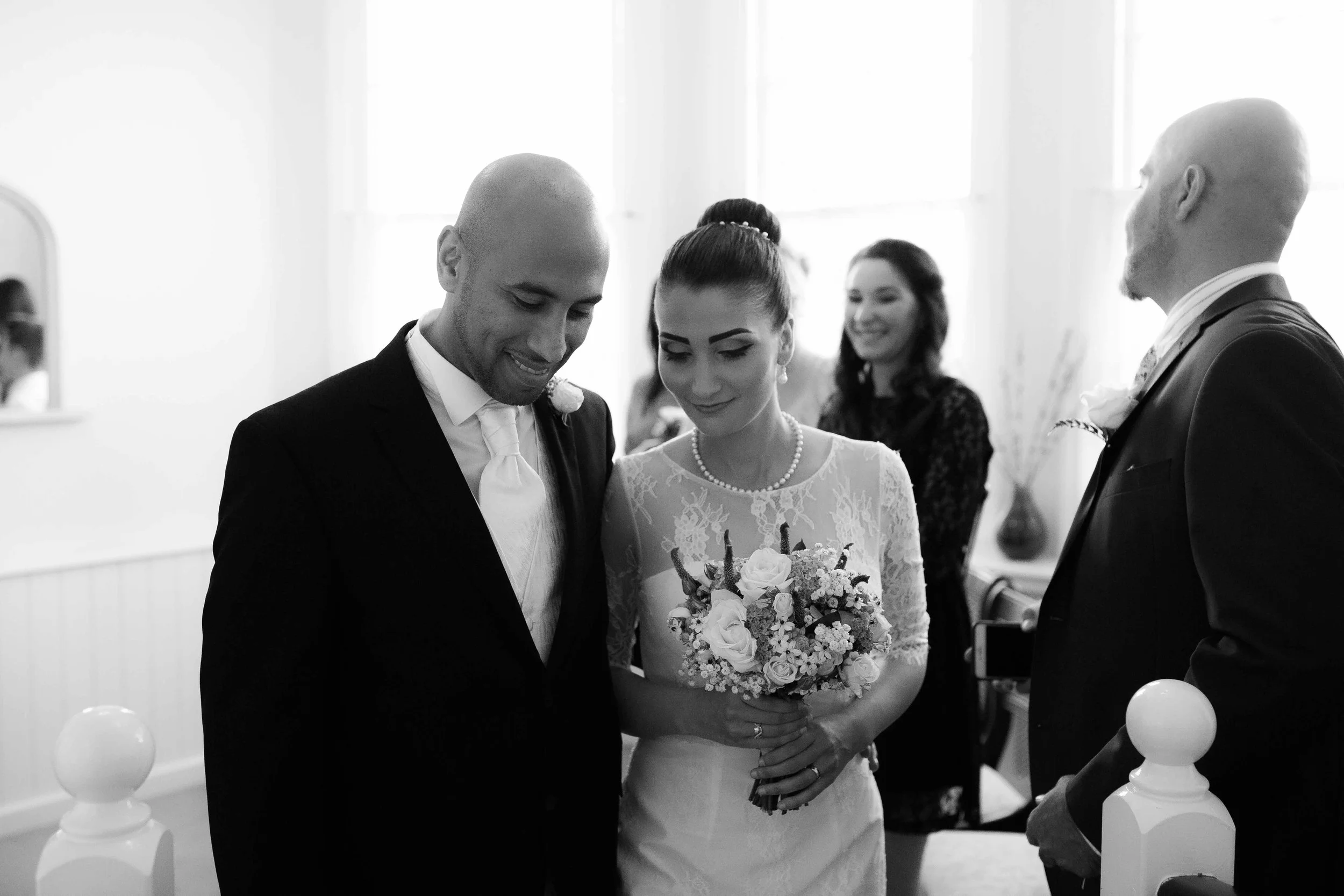 Kent Wedding Photographer James Davies-28.jpg
