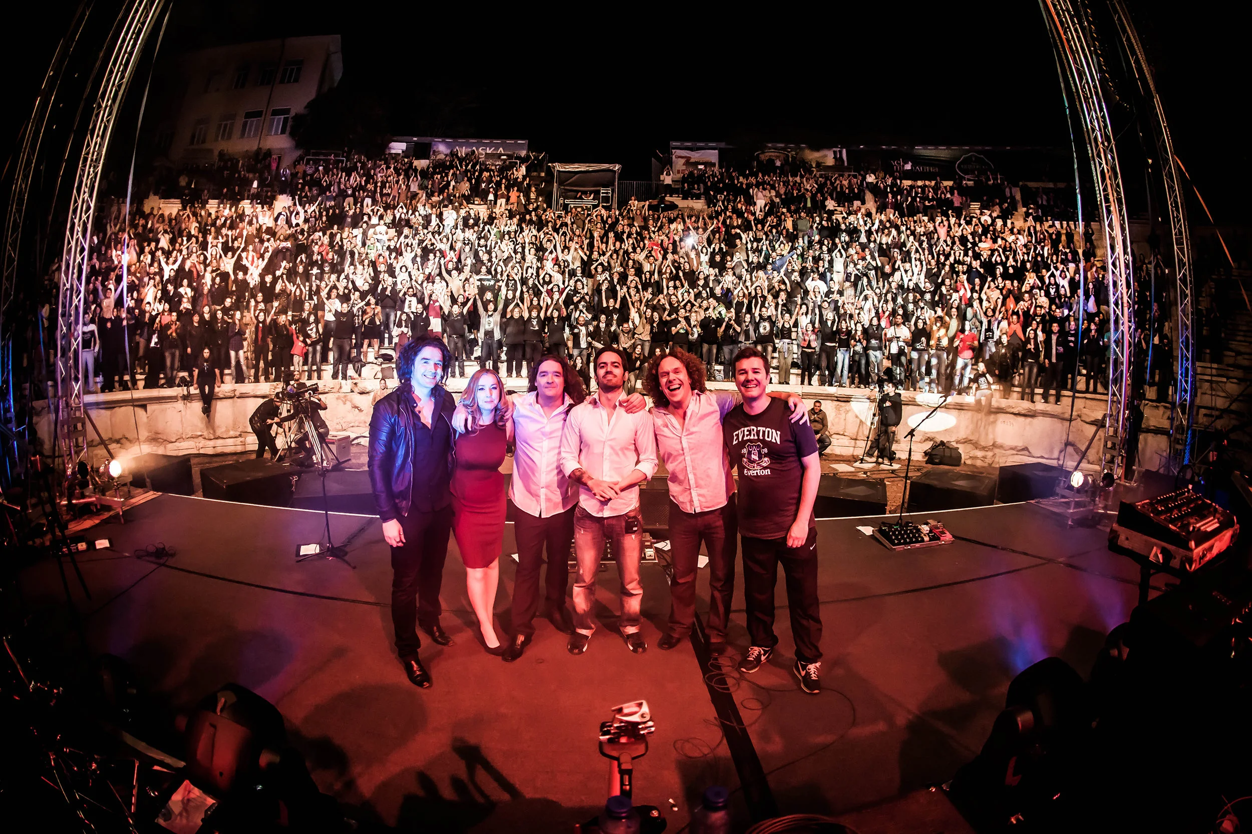 Live14.jpg