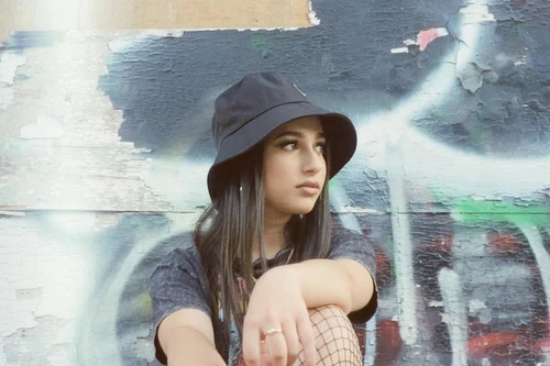 LOREN ARONOV