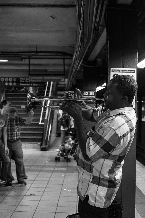 In the Trumpet. 42 st-Times Sq 2015. / © Kiki Provatas. No usage without permission